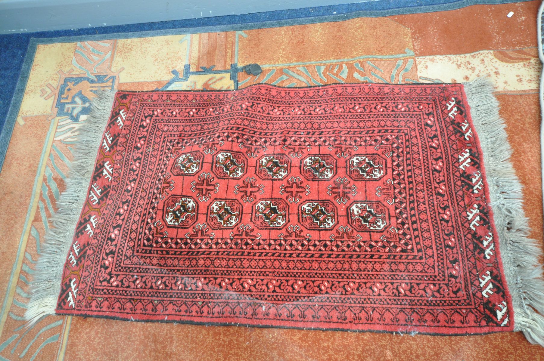 A COLLECTION OF SIX RUGS AND RUNNERS including two small rugs one in hand knotted red, length - Image 2 of 5