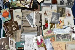 POSTCARDS, and a small selection of photographs, approximately 875 early 20th century postcards in