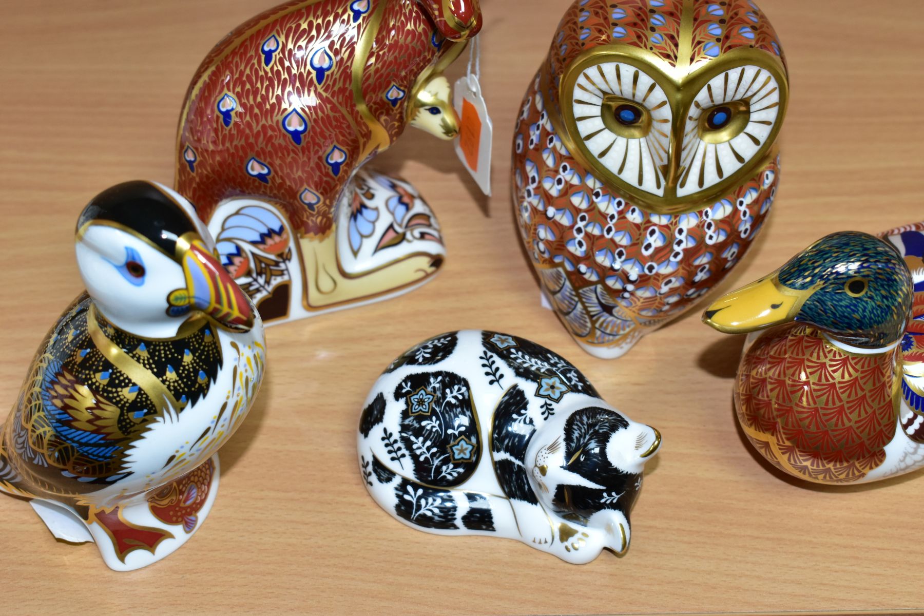FIVE ROYAL CROWN DERBY SECONDS PAPERWEIGHTS, comprising Kangaroo from Australian Collection, Puffin, - Image 3 of 9