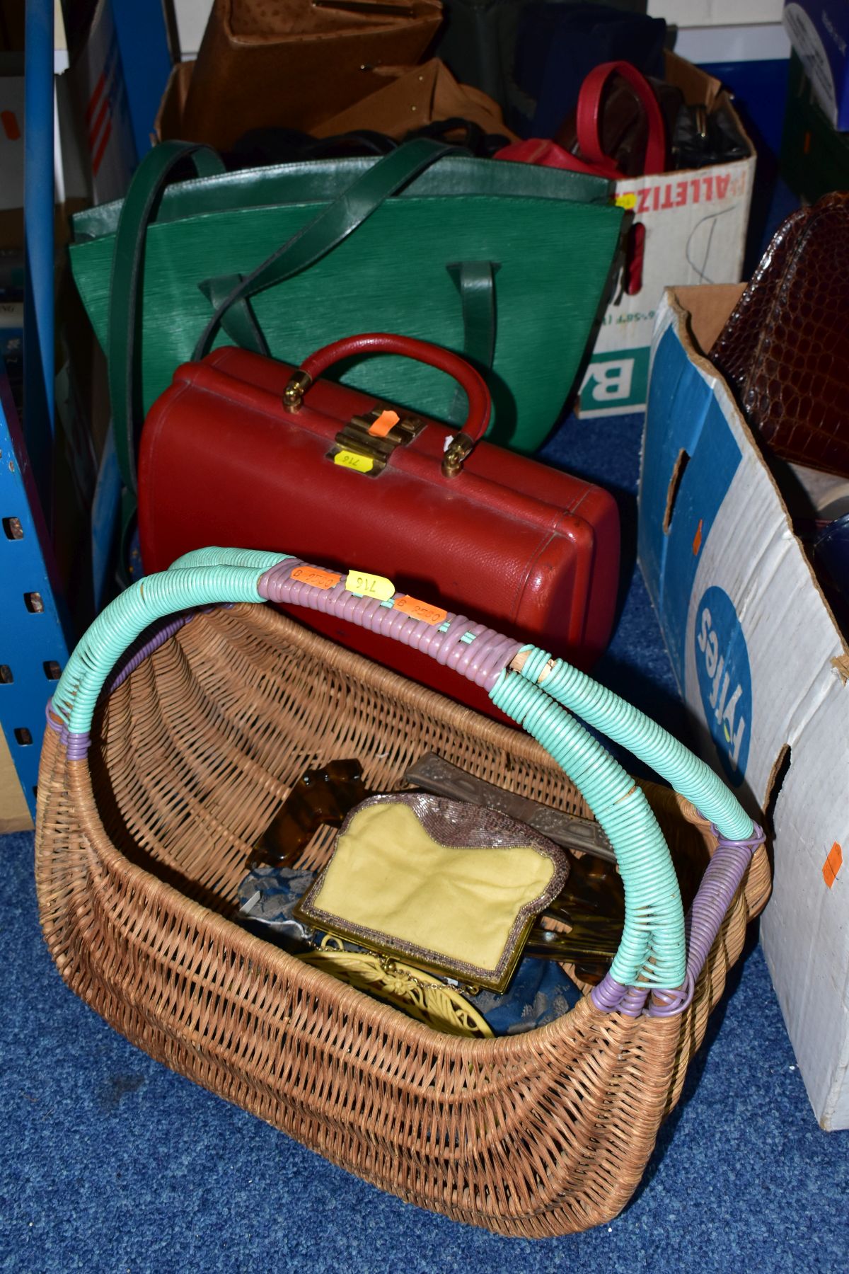 TWO BOXES AND LOOSE VINTAGE HANDBAGS AND SHOES, to include approximately sixteen handbags, labels - Image 4 of 6