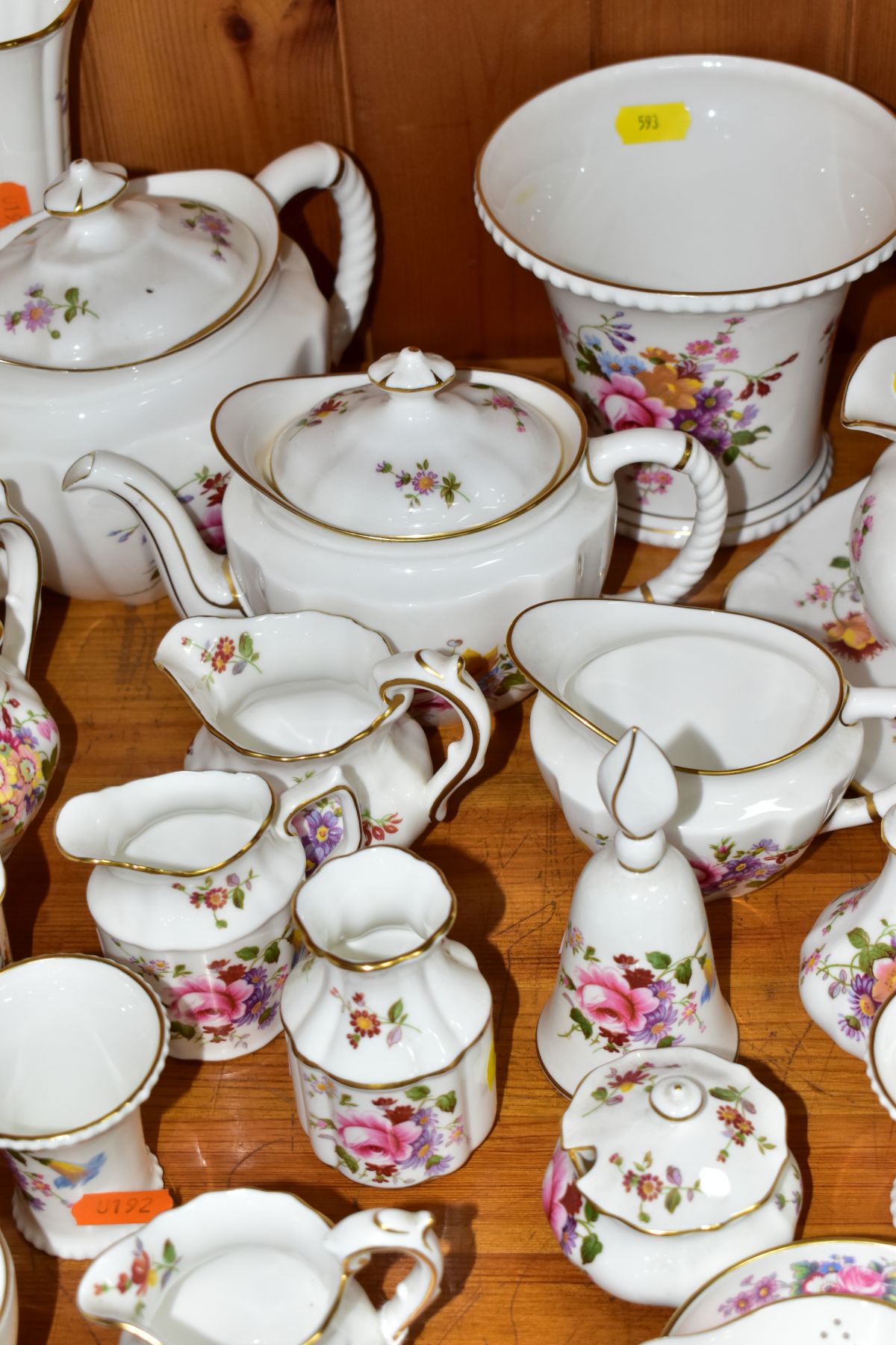FORTY PIECES OF ROYAL CROWN DERBY 'DERBY POSIES' TEA WARES, TRINKETS AND GIFTWARE ETC, to include - Bild 7 aus 17