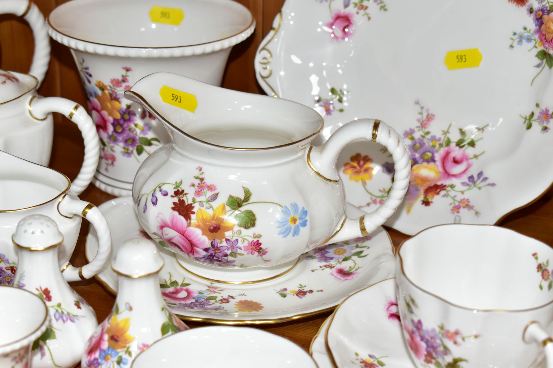 FORTY PIECES OF ROYAL CROWN DERBY 'DERBY POSIES' TEA WARES, TRINKETS AND GIFTWARE ETC, to include - Bild 11 aus 17