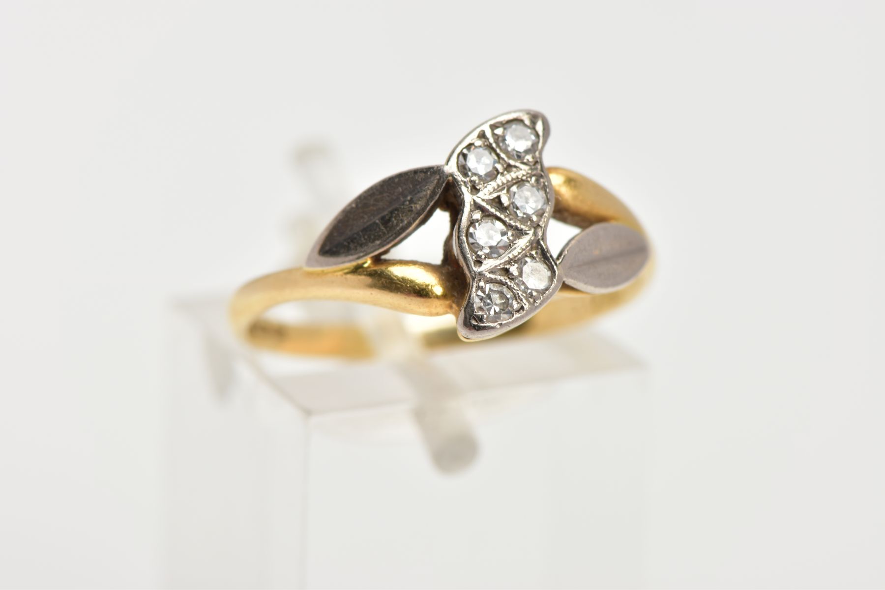 AN 18CT GOLD DIAMOND RING, designed with six milgrain set, single cut diamonds, bifurcated leaf - Image 4 of 4