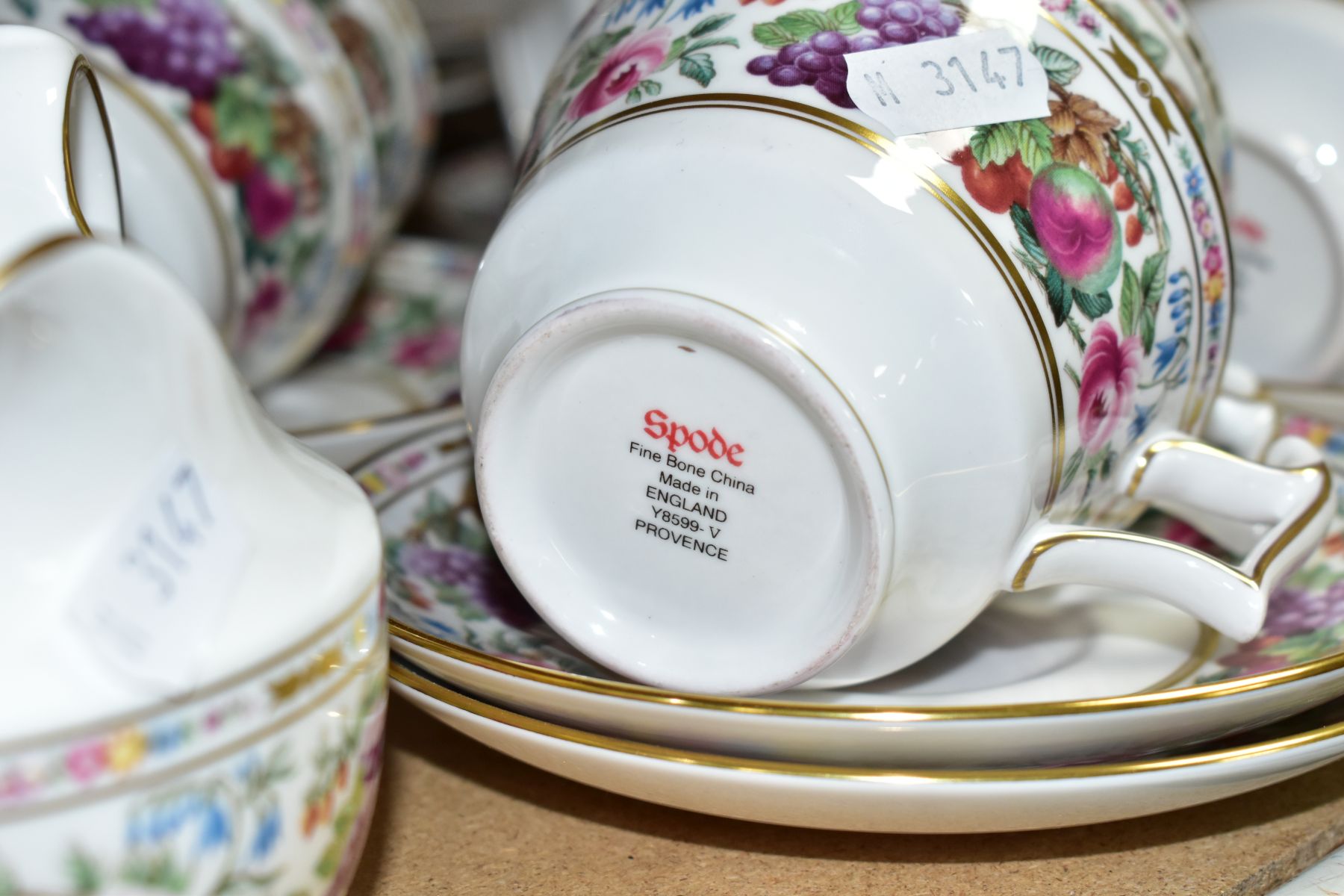 A FIFTY SIX PIECE SPODE PROVENCE DINNER SERVICE, with fruit and floral pattern comprising a meat - Image 4 of 8