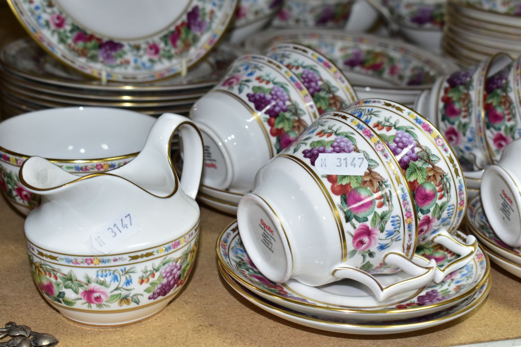 A FIFTY SIX PIECE SPODE PROVENCE DINNER SERVICE, with fruit and floral pattern comprising a meat - Image 3 of 8