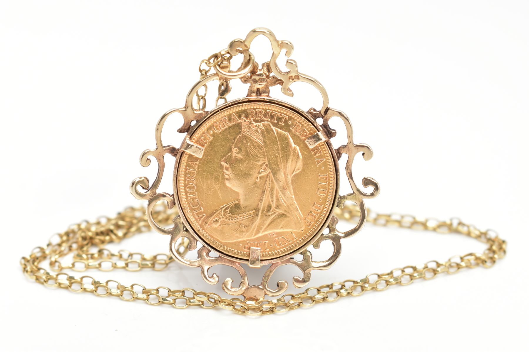 A MOUNTED FULL SOVEREIGN PENDANT AND CHAIN, a full sovereign depicting George and the dragon, - Image 2 of 2