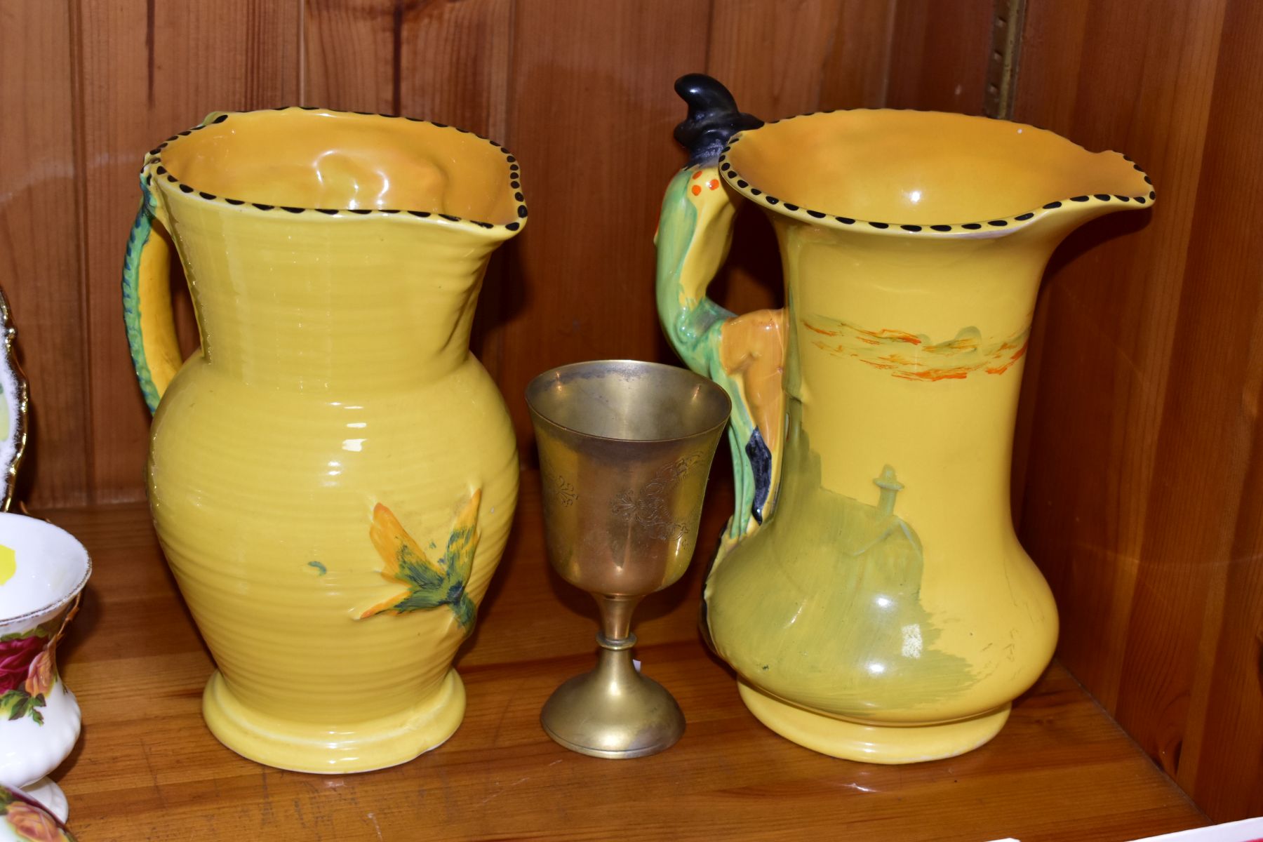 CERAMICS AND PLATED WARES, comprising a Burleigh Ware Pied Piper Jug and dragon handled jug, - Bild 5 aus 6