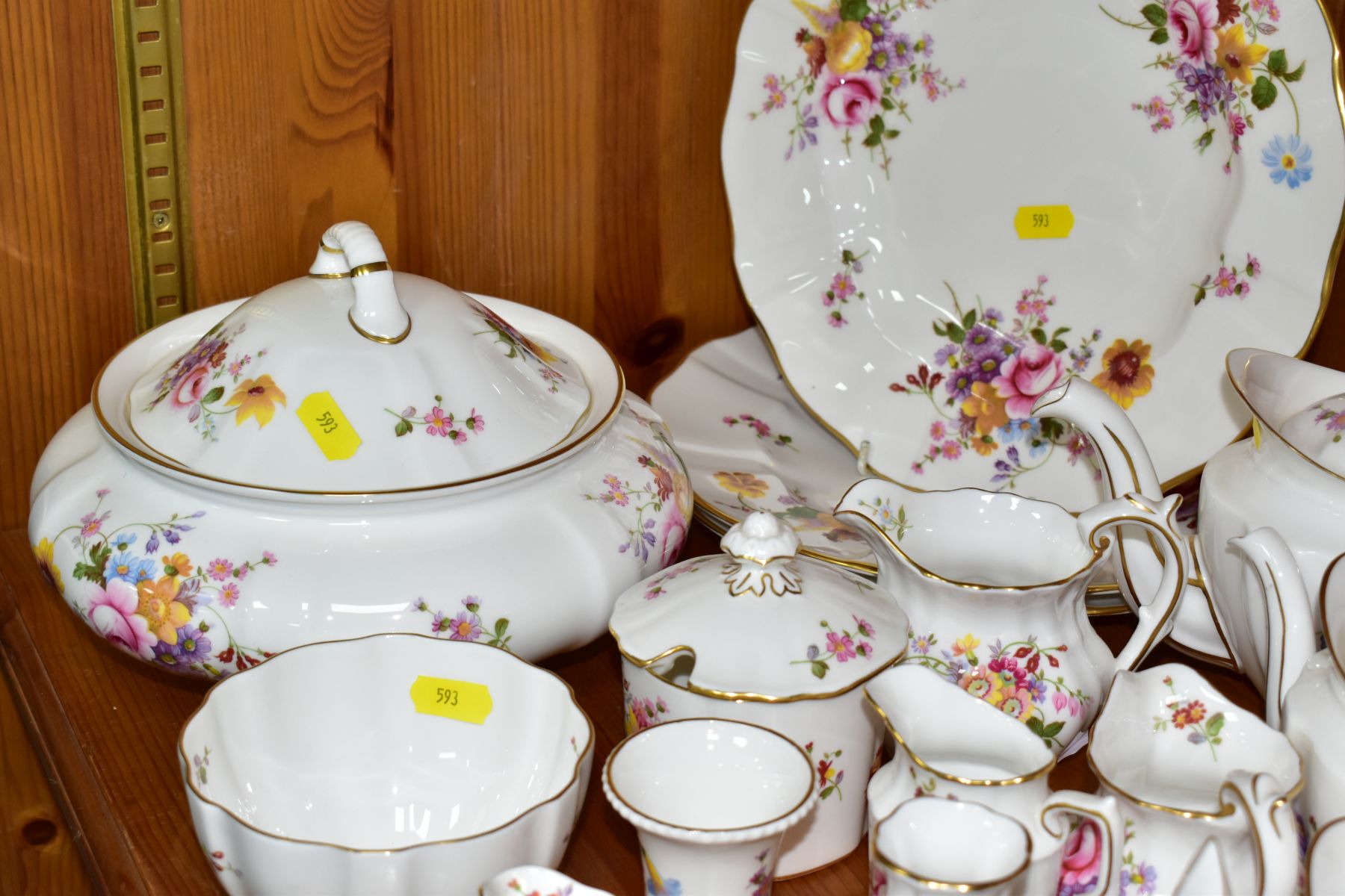 FORTY PIECES OF ROYAL CROWN DERBY 'DERBY POSIES' TEA WARES, TRINKETS AND GIFTWARE ETC, to include - Bild 13 aus 17