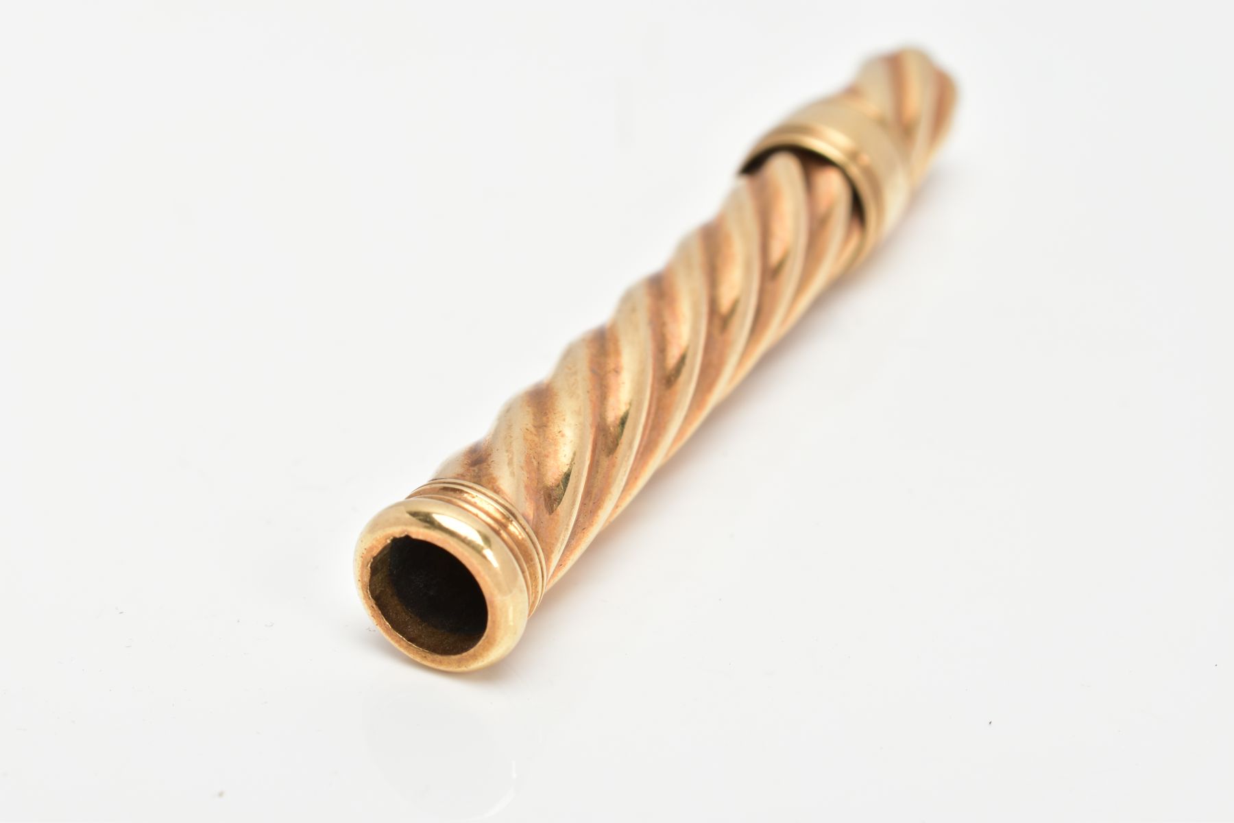 AN EARLY TO MID 20TH CENTURY 18CT GOLD RETRACTABLE PENCIL, of twist design with banded slider, - Image 2 of 4