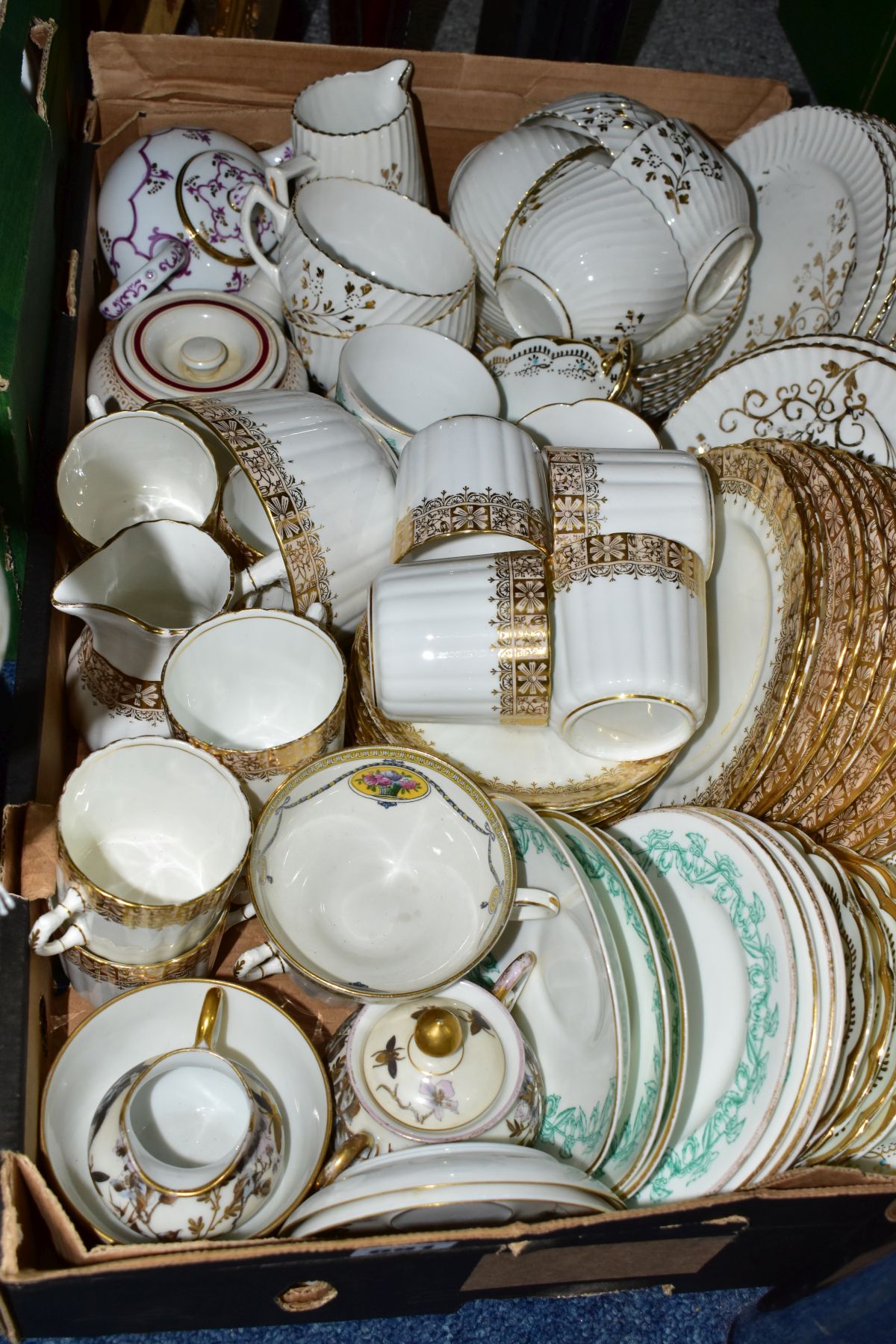 FOUR BOXES AND LOOSE TEA WARES ETC, to include a Villeroy & Boch 'Magica' teapot, sugar bowl, milk - Bild 5 aus 13