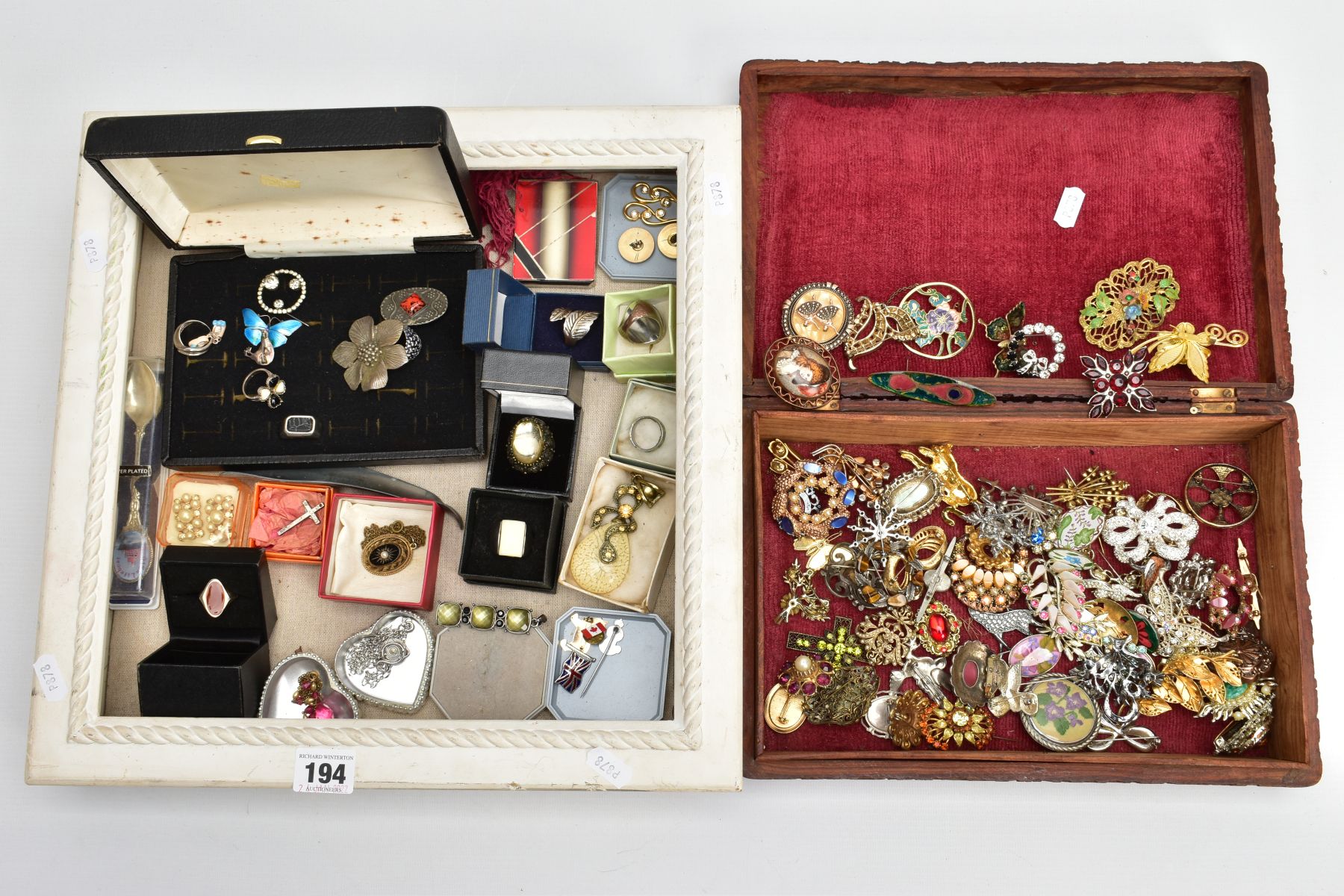 A WOODEN BOX AND A DISPLAY BOX WITH CONTENTS OF JEWELLERY, mostly costume jewellery pieces to