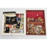 A WOODEN BOX AND A DISPLAY BOX WITH CONTENTS OF JEWELLERY, mostly costume jewellery pieces to