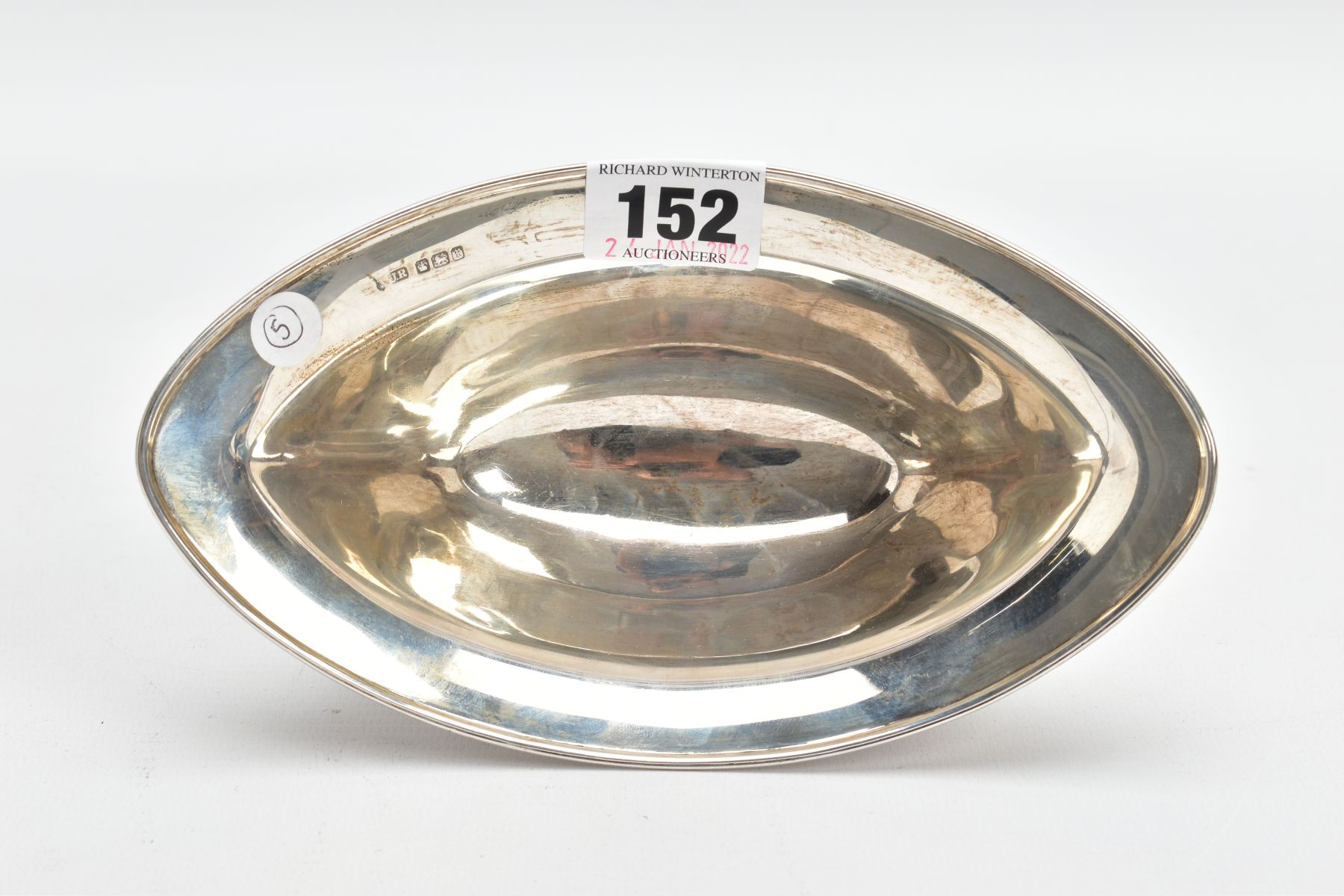 A SILVER BONBON DISH, of a navette form, plain polished design on a raised oval base, hallmarked ' - Image 4 of 6