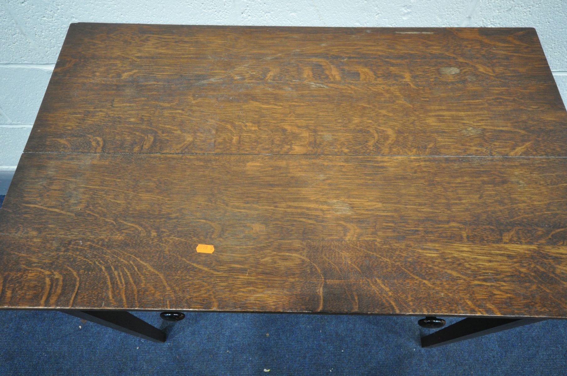 AN EARLY 20TH CENTURY OAK SIDE TABLE, with two drawers, on square tapered legs, width 93cm x depth - Image 2 of 3