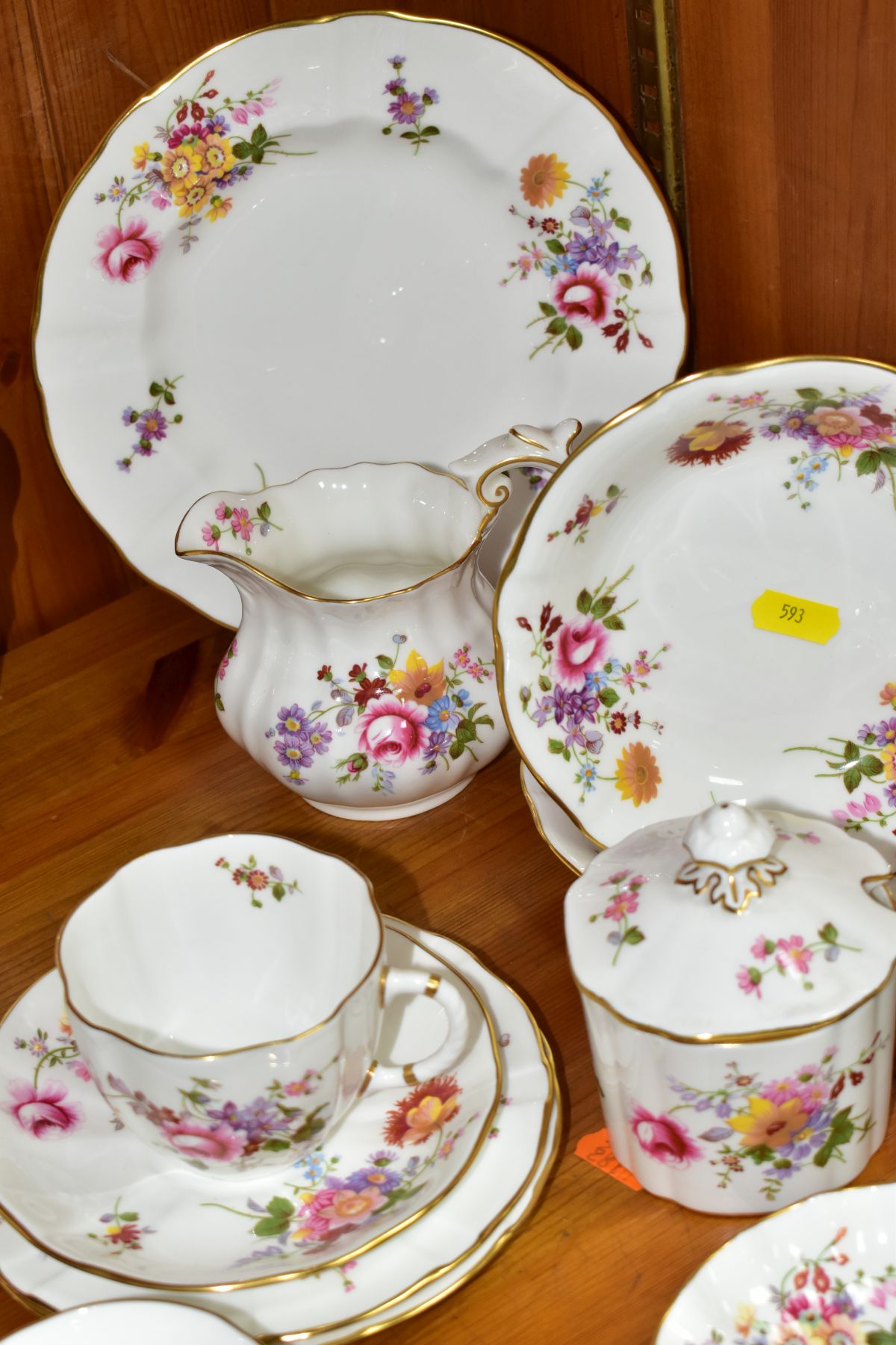 FORTY PIECES OF ROYAL CROWN DERBY 'DERBY POSIES' TEA WARES, TRINKETS AND GIFTWARE ETC, to include - Bild 9 aus 17