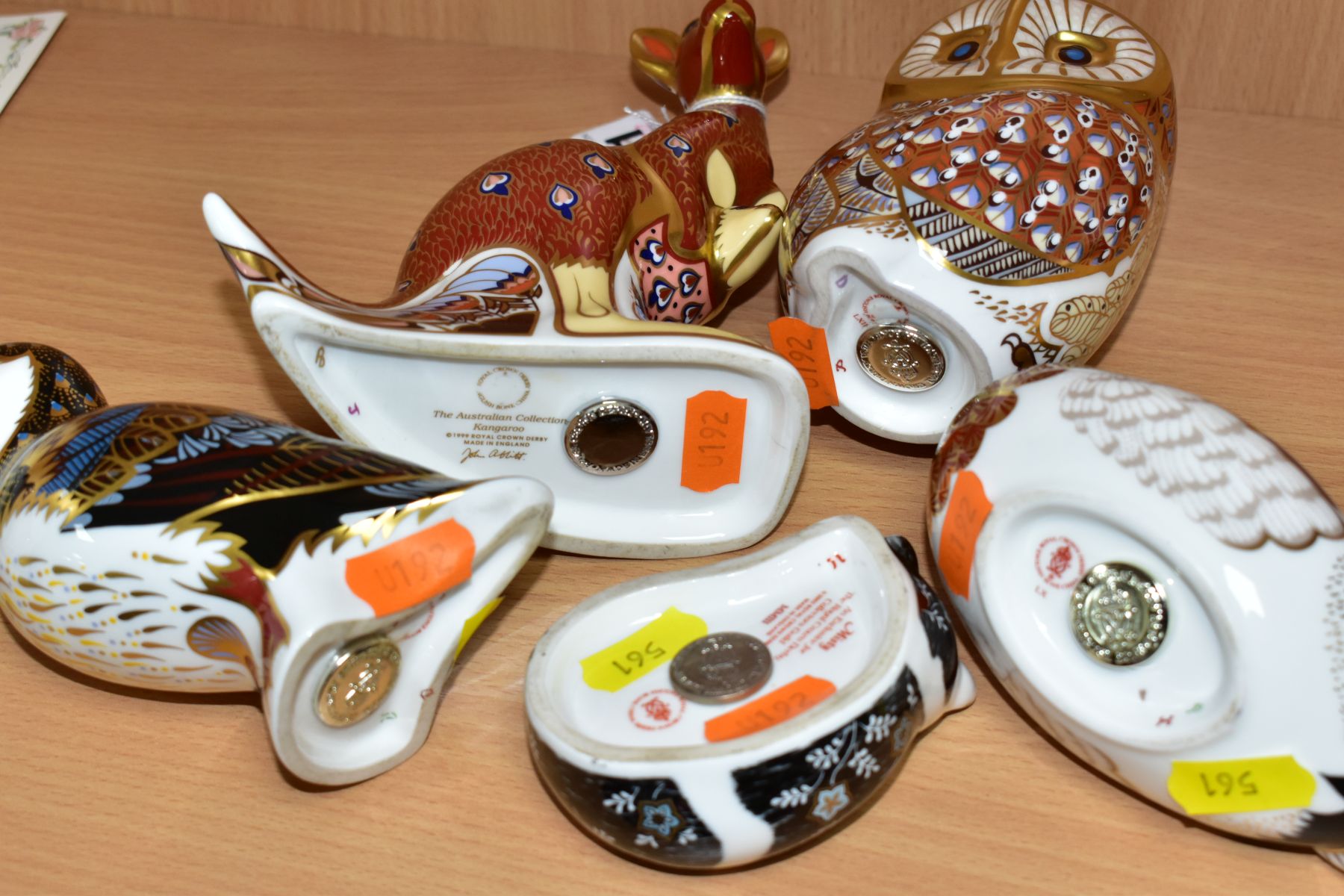 FIVE ROYAL CROWN DERBY SECONDS PAPERWEIGHTS, comprising Kangaroo from Australian Collection, Puffin, - Image 8 of 9
