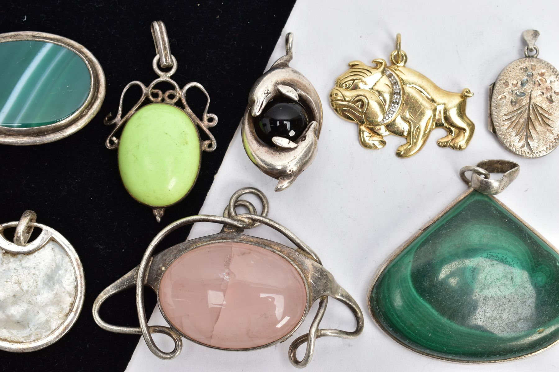 EIGHT PIECES OF JEWELLERY, to include a silver gilt pendant in the form of a dog set with a single - Image 2 of 3