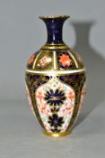 A SMALL ROYAL CROWN DERBY IMARI PATTERN BALUSTER VASE, pattern number 1434, with red printed,