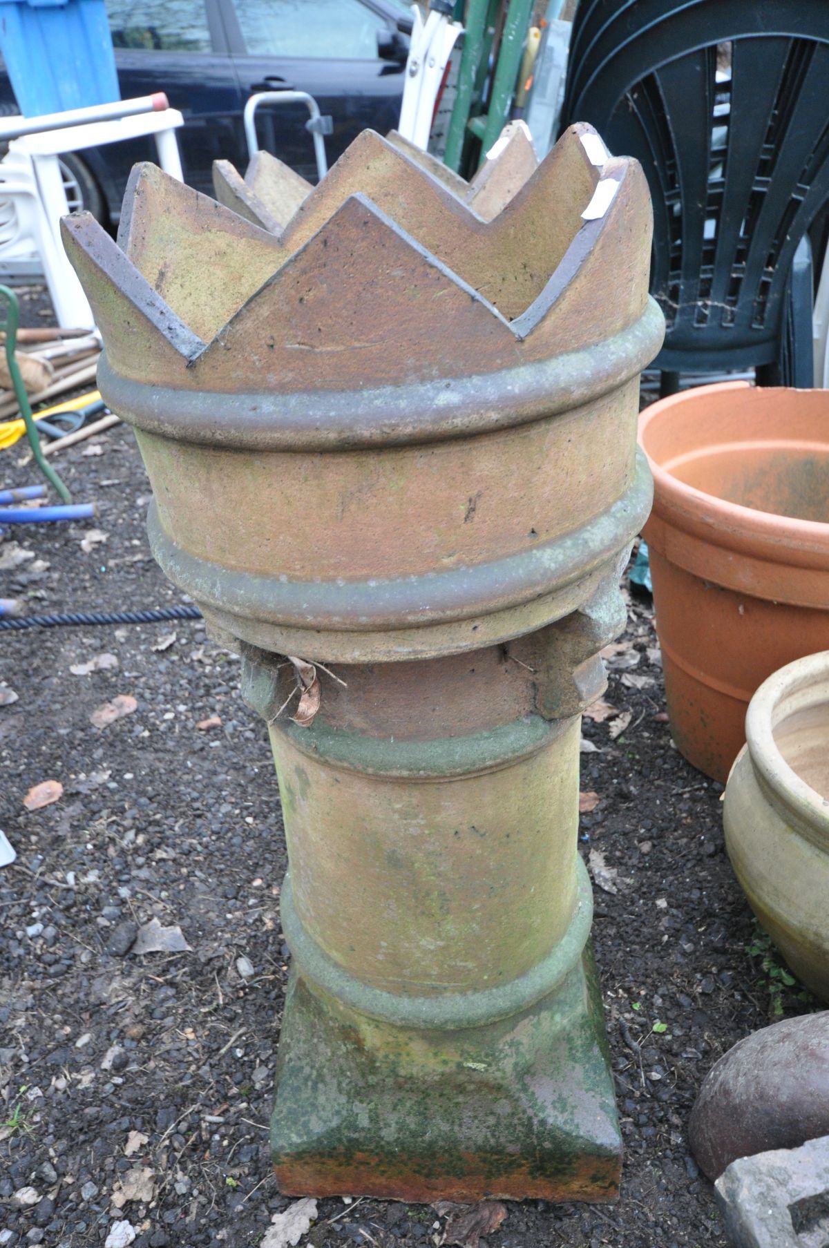 A PAIR CLAY CHIMNEY POTS, diameter 34cm x height 81cm, a terracotta circular planter (some damage to - Image 3 of 4