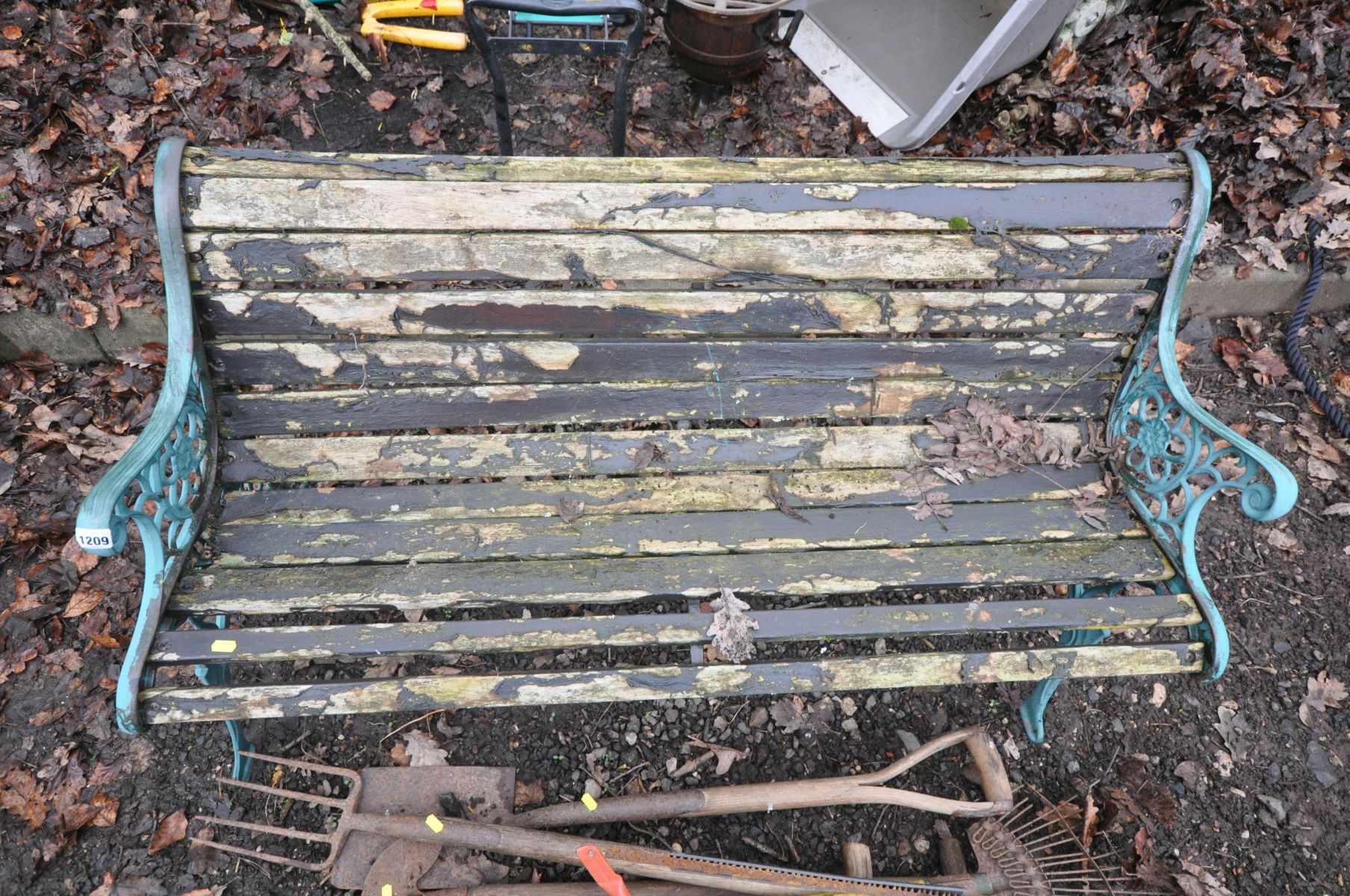 AN ALUMINIUM GARDEN BENCH with distressed slats, length 125cm, various garden hand tools and a - Image 2 of 2