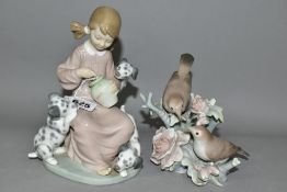 A LLADRO SCULPTURE 'THE SWEET MOUTHED' No 1248, designed by Juan Heurta in 1974, retired 1990,