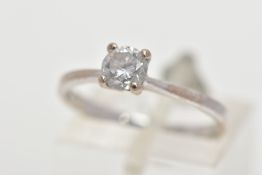 AN 18CT GOLD DIAMOND SOLITAIRE RING, a round brilliant cut diamond, estimated diamond weight 0.50ct,
