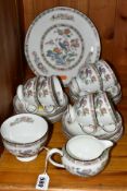 A WEDWOOD 'KUTANI CRANE' PATTERN TWENTY ONE PIECE TEA SET, comprising a milk jug, a sugar bowl, a