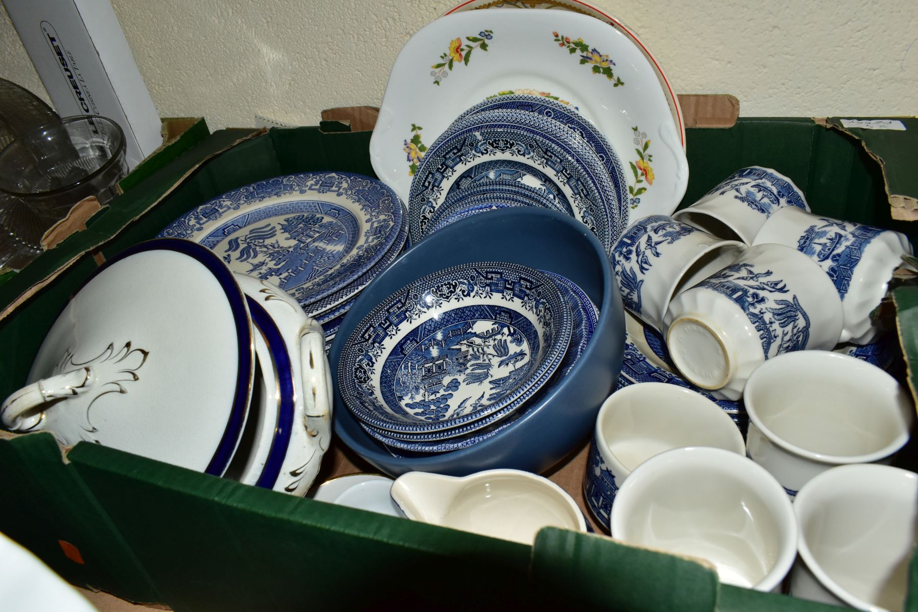 FIVE BOXES OF CERAMICS AND GLASSWARES, to include a Minton Victorian encaustic tile (sd), a - Image 10 of 13