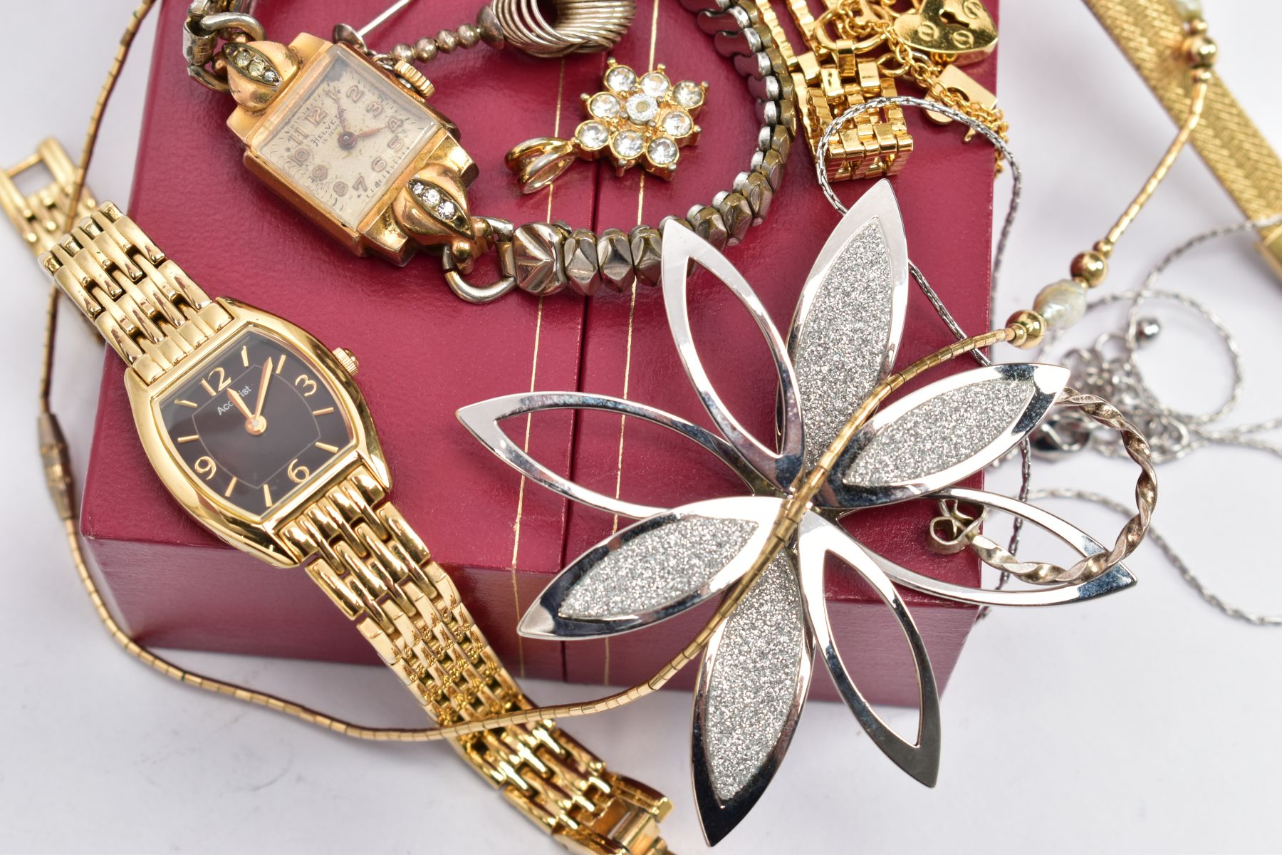 A SELECTION OF JEWELLERY AND WATCHES, to include two ladies 'Accurist' quartz wristwatches, a lady's - Image 3 of 3