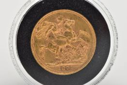 A FULL GOLD SOVEREIGN COIN VICTORIA 1872