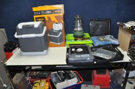 A BOXED HALFORDS 14L COOLBOX 12v, a boxed Halfords Portable Gas Stove, another gas stove and a