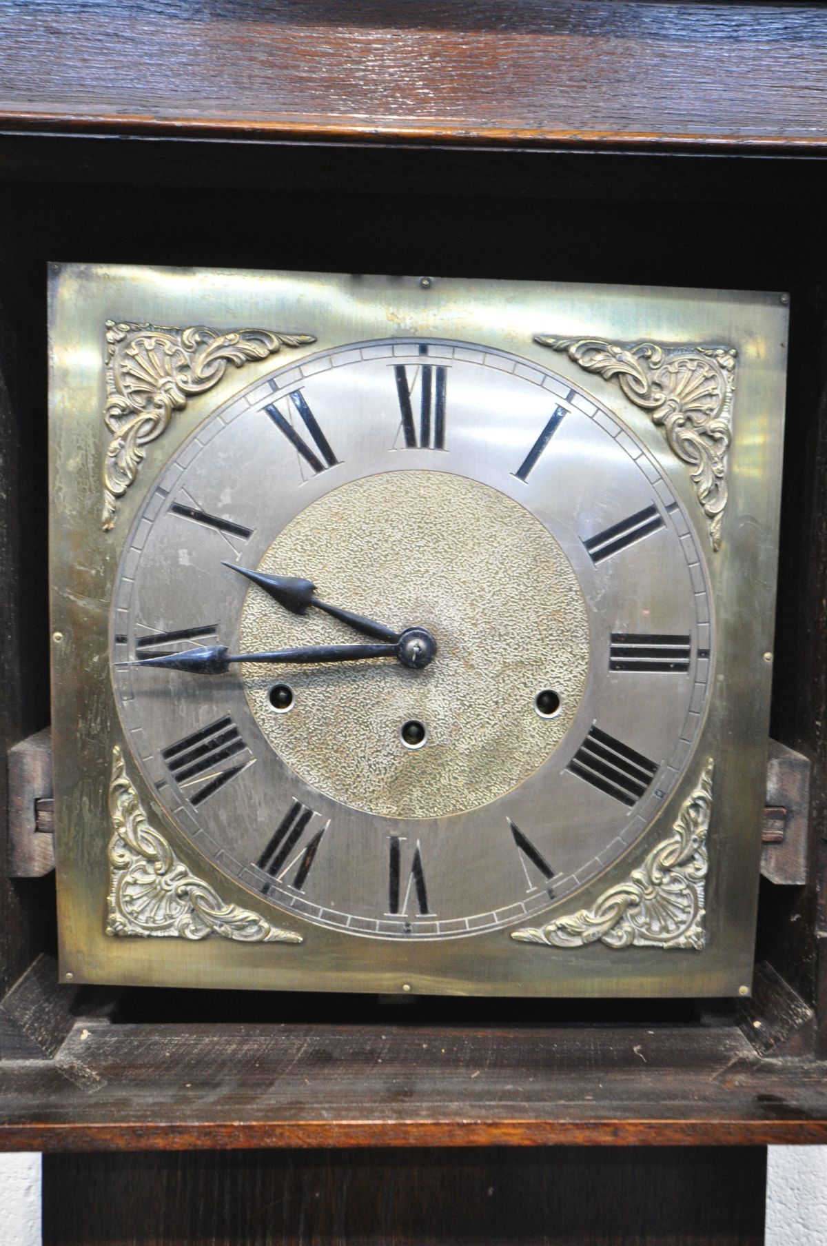 AN EARLY TO MID 20TH CENTURY OAK LONGCASE CLOCK, with a 9 inch brass and silvered dial, height 189cm - Image 3 of 4