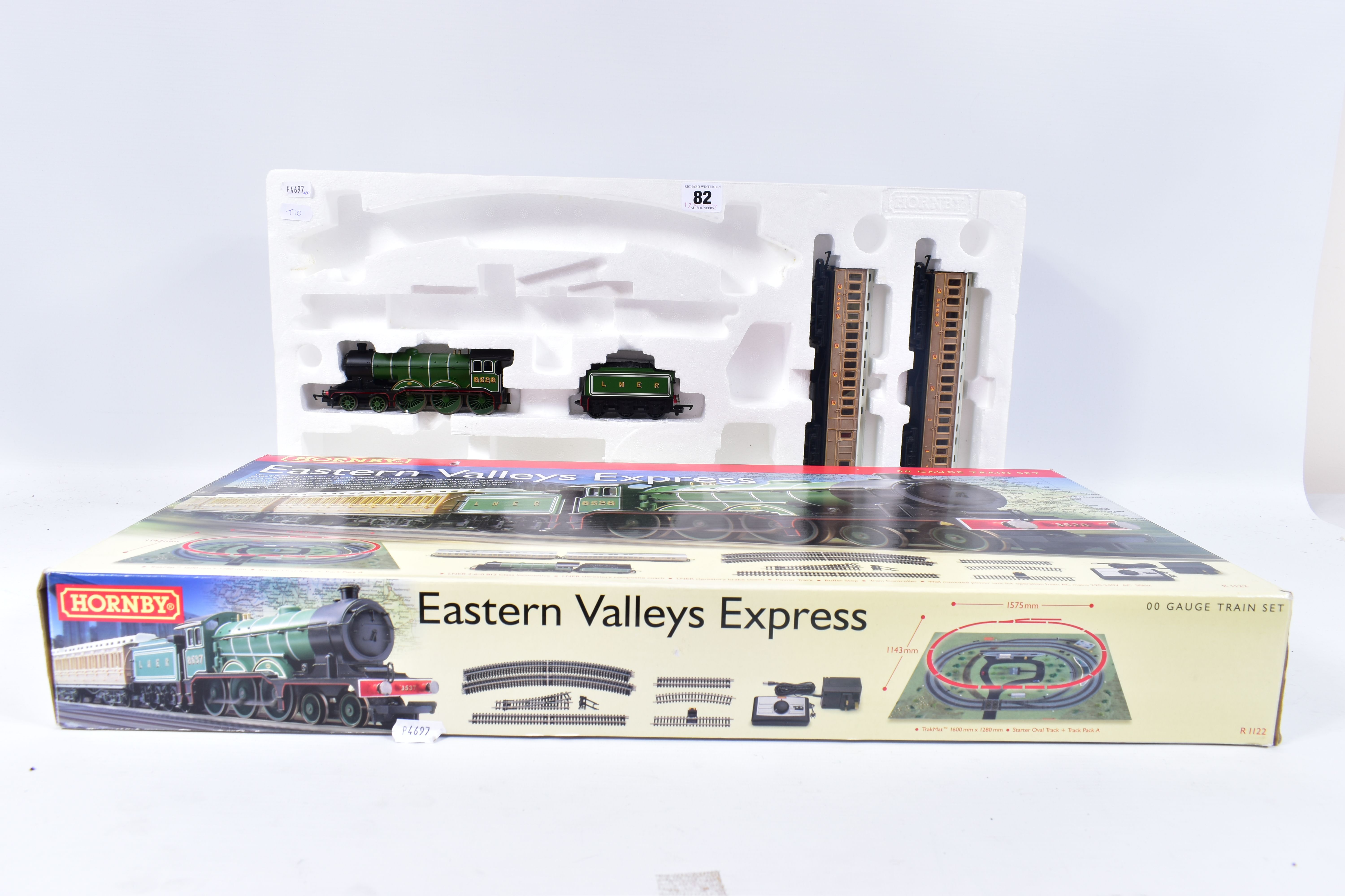 A BOXED HORNBY RAILWAYS OO GAUGE EASTERN VALLEYS EXPRESS TRAIN SET, No.R1122, comprising class B12