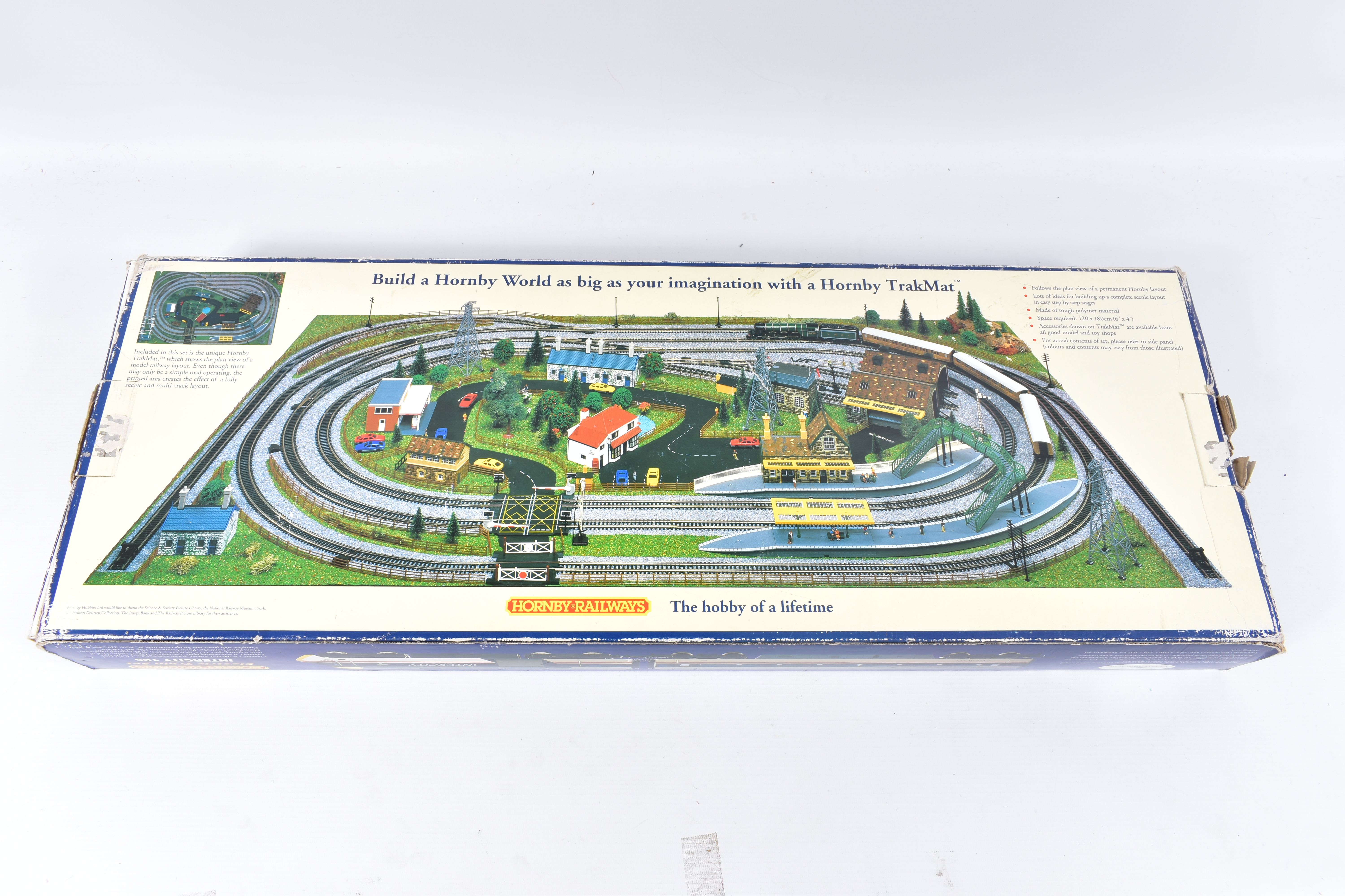 A BOXED HORNBY RAILWAYS OO GAUGE INTERCITY 125 TRAIN SET, No.R901, comprising class 43 High Speed - Image 10 of 10