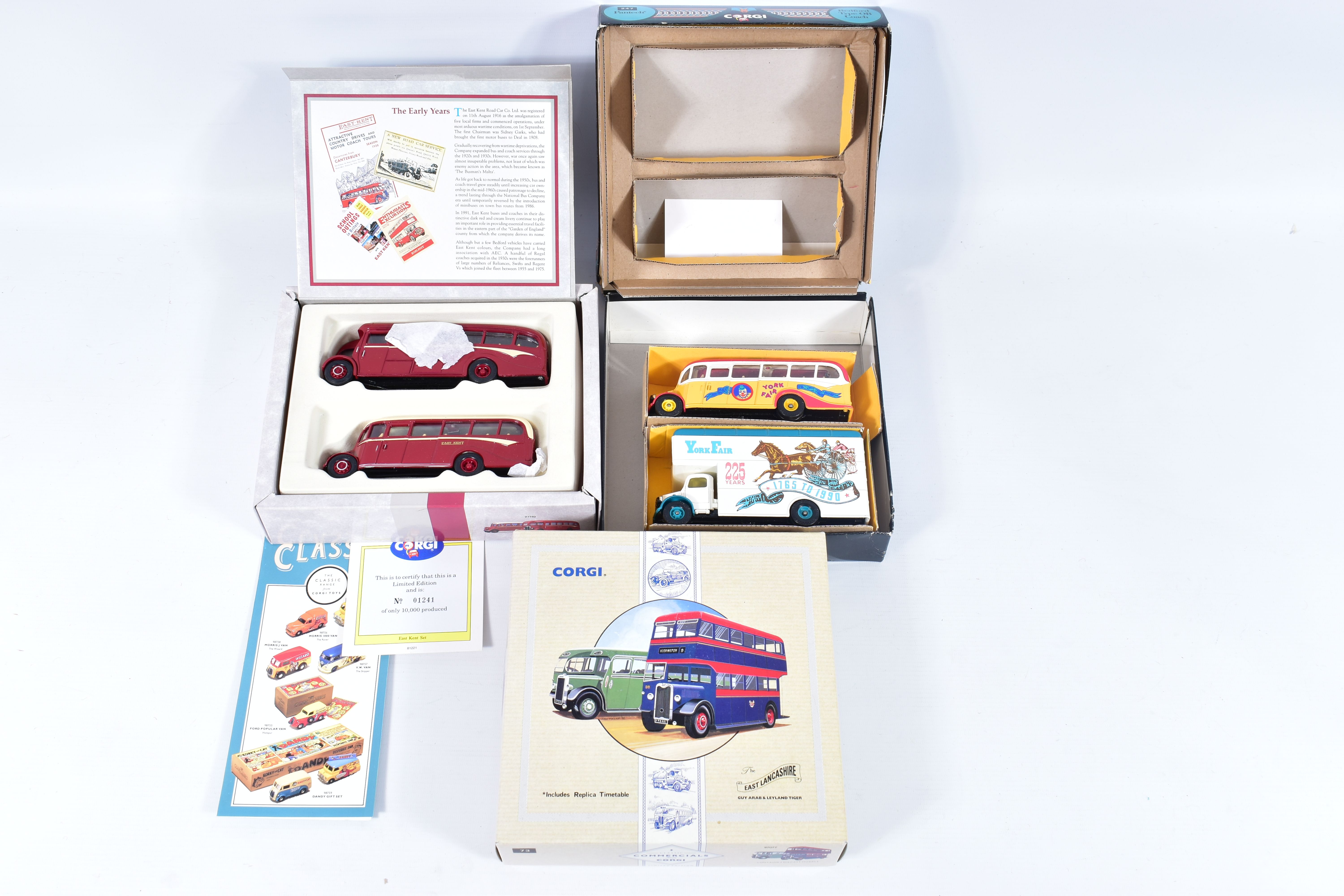 A QUANTITY OF BOXED CORGI CLASSICS GIFT SETS, majority are bus and coach sets but includes a - Bild 4 aus 7