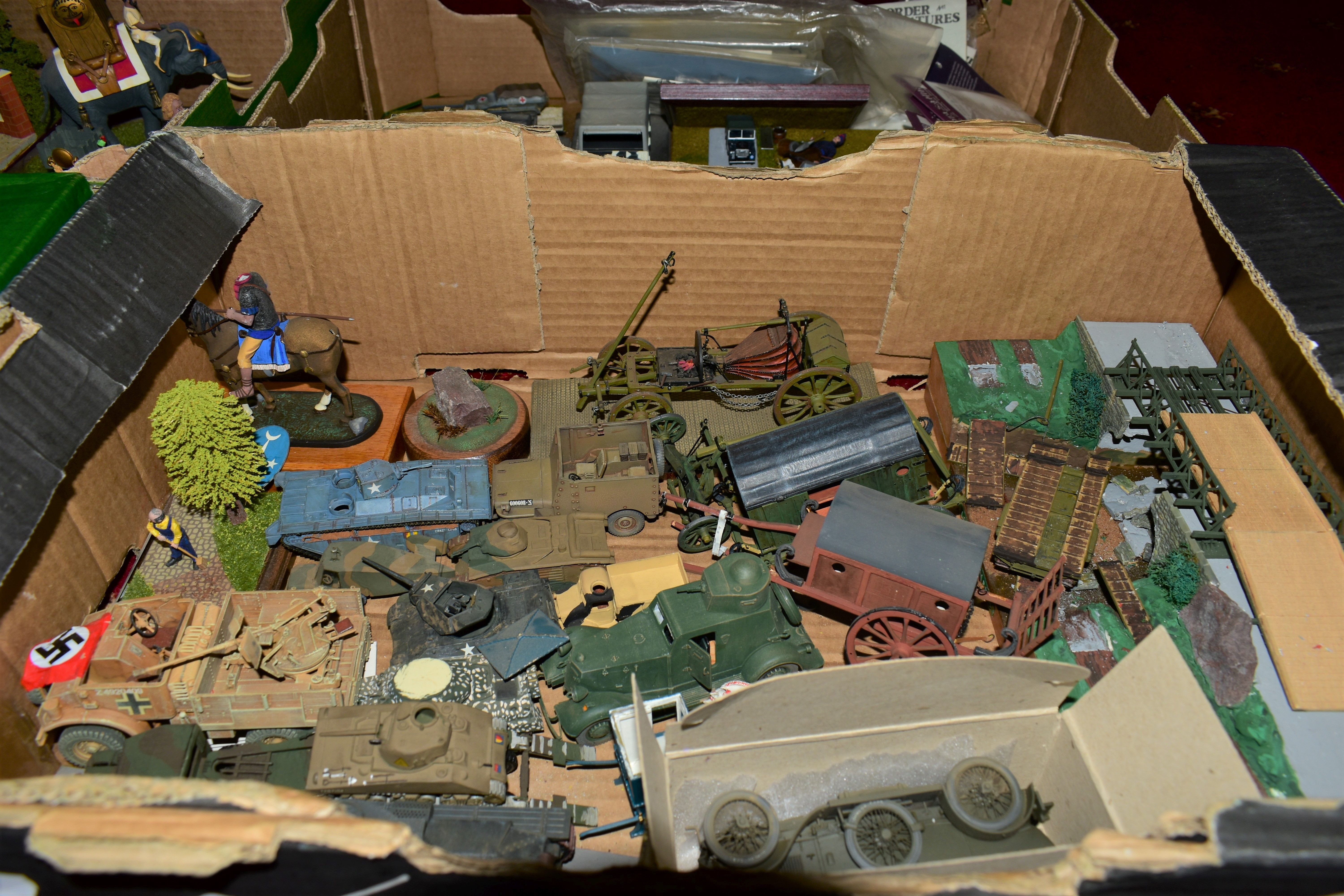 A QUANTITY OF ASSORTED MODEL DIORAMAS, FIGURES AND VEHICLES, majority are of military subjects and - Image 2 of 7