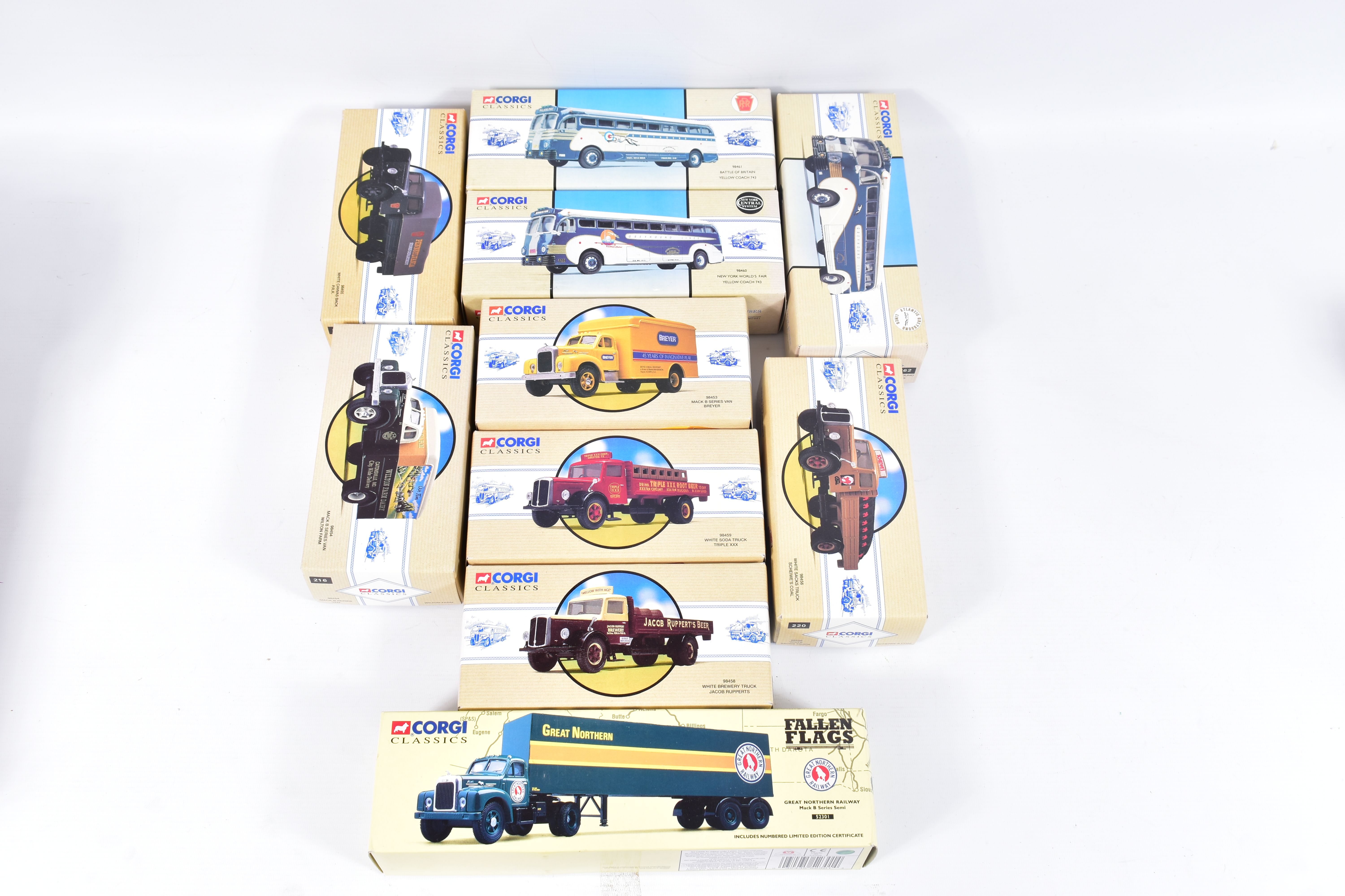 A QUANTITY OF BOXED CORGI CLASSICS AMERICAN TRUCKS AND COACHES, to include models from the 'Fallen - Bild 4 aus 5