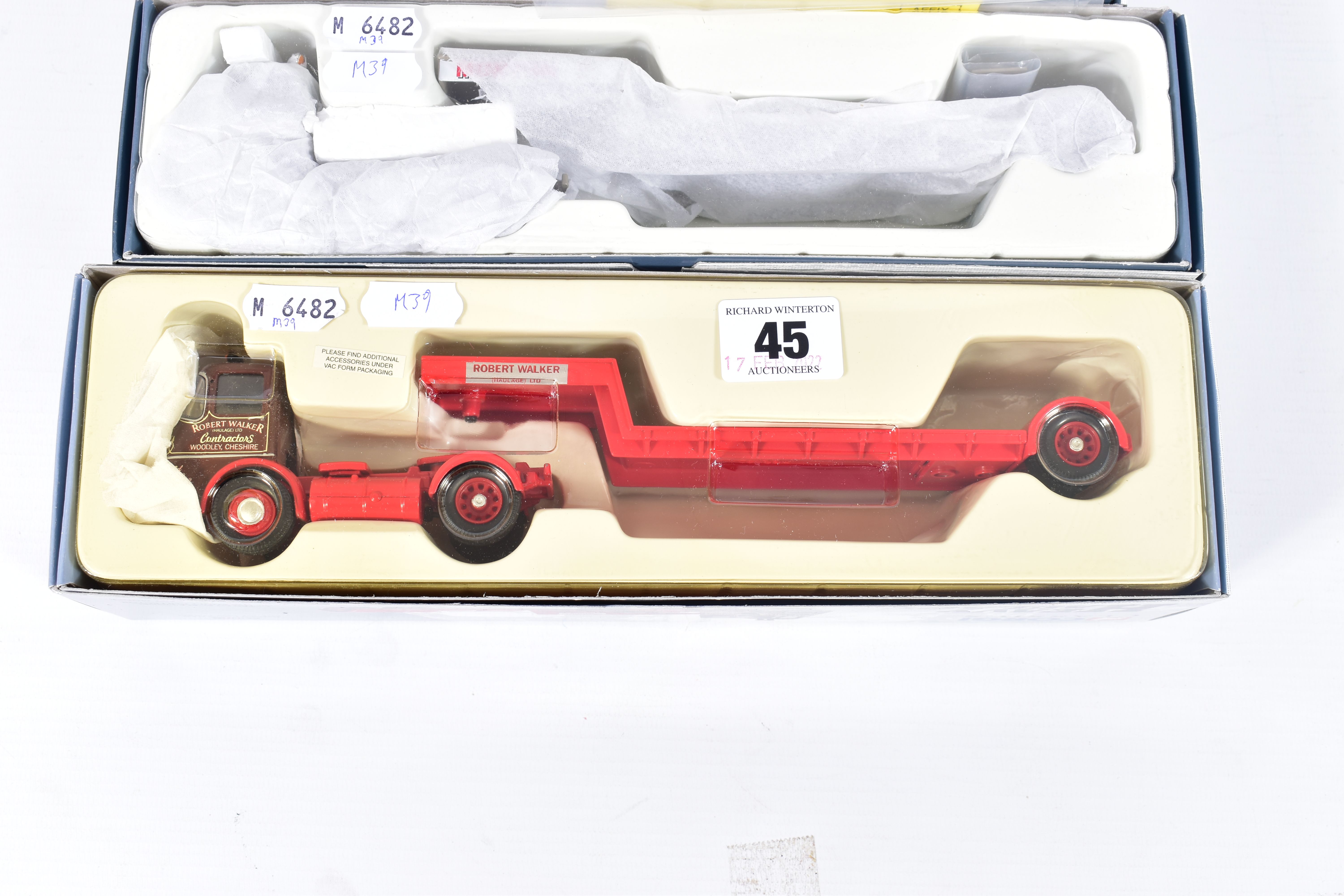 FIVE BOXED CORGI CLASSICS HEAVY HAULAGE MODELS, catalogue numbers 12801, 13501 (missing mirrors) - Bild 2 aus 9