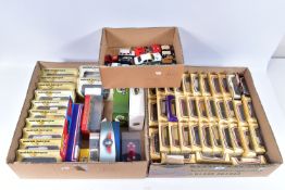 A QUANTITY OF BOXED AND UNBOXED DIECAST VEHICLES, to include boxed Matchbox 'Models of