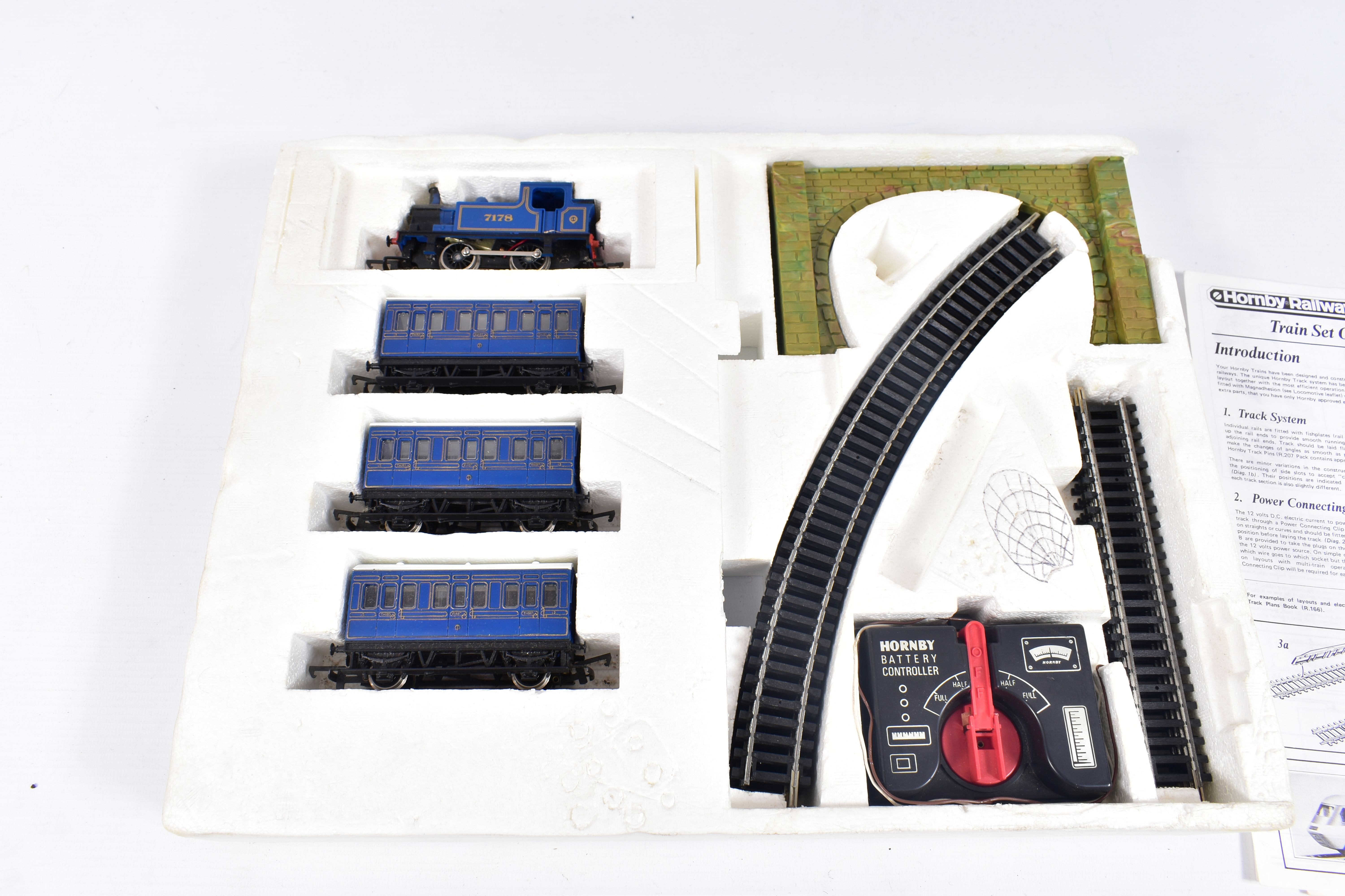 A BOXED HORNBY RAILWAYS OO GAUGE RURAL RAMBLER TRAIN SET, No.R174, comprising freelance industrial - Image 4 of 7