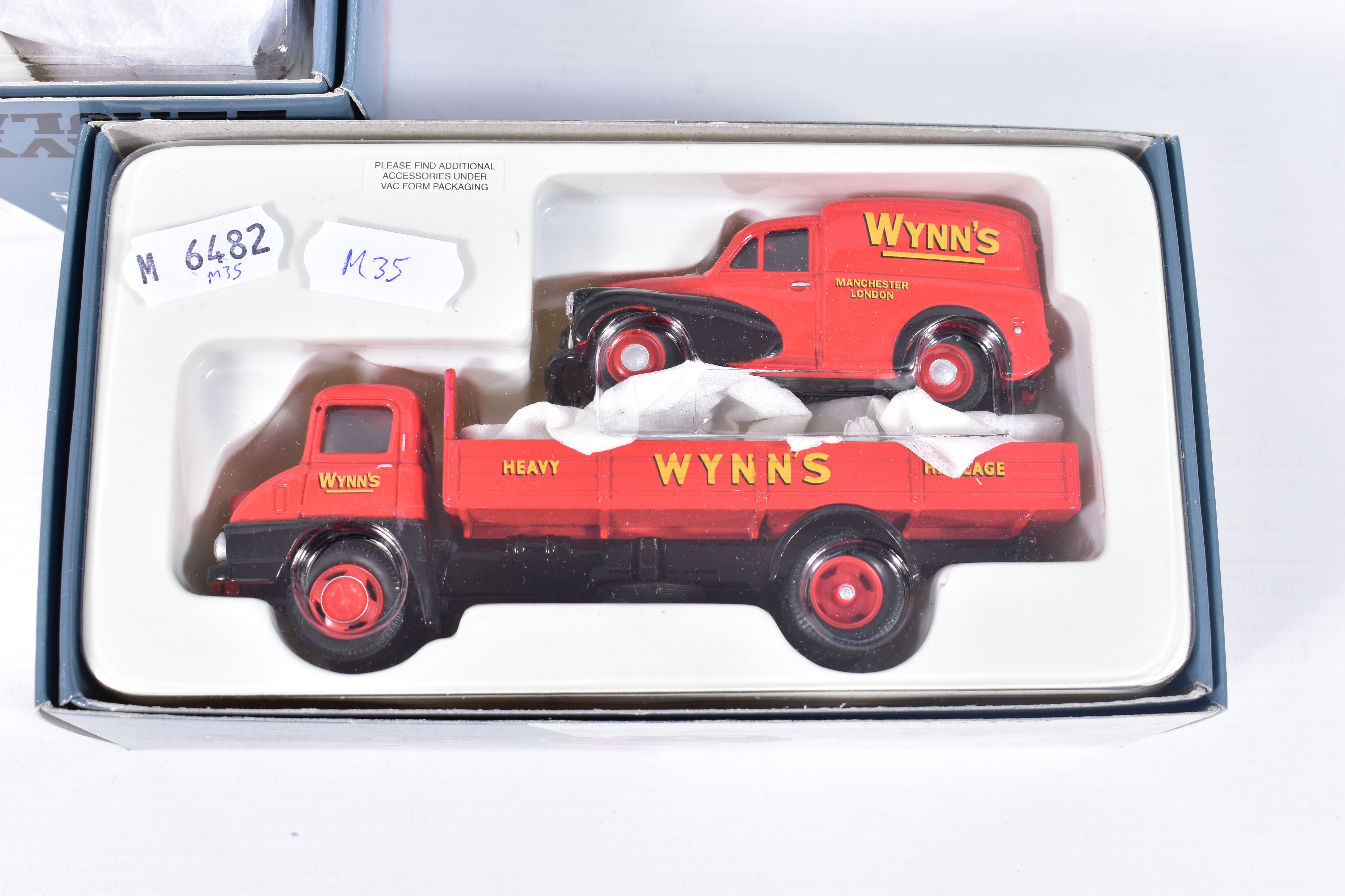 THREE BOXED CORGI CLASSICS WYNNS HEAVY HAULAGE VEHICLES, Scammell Highwayman & Bedford S type Low - Bild 2 aus 7