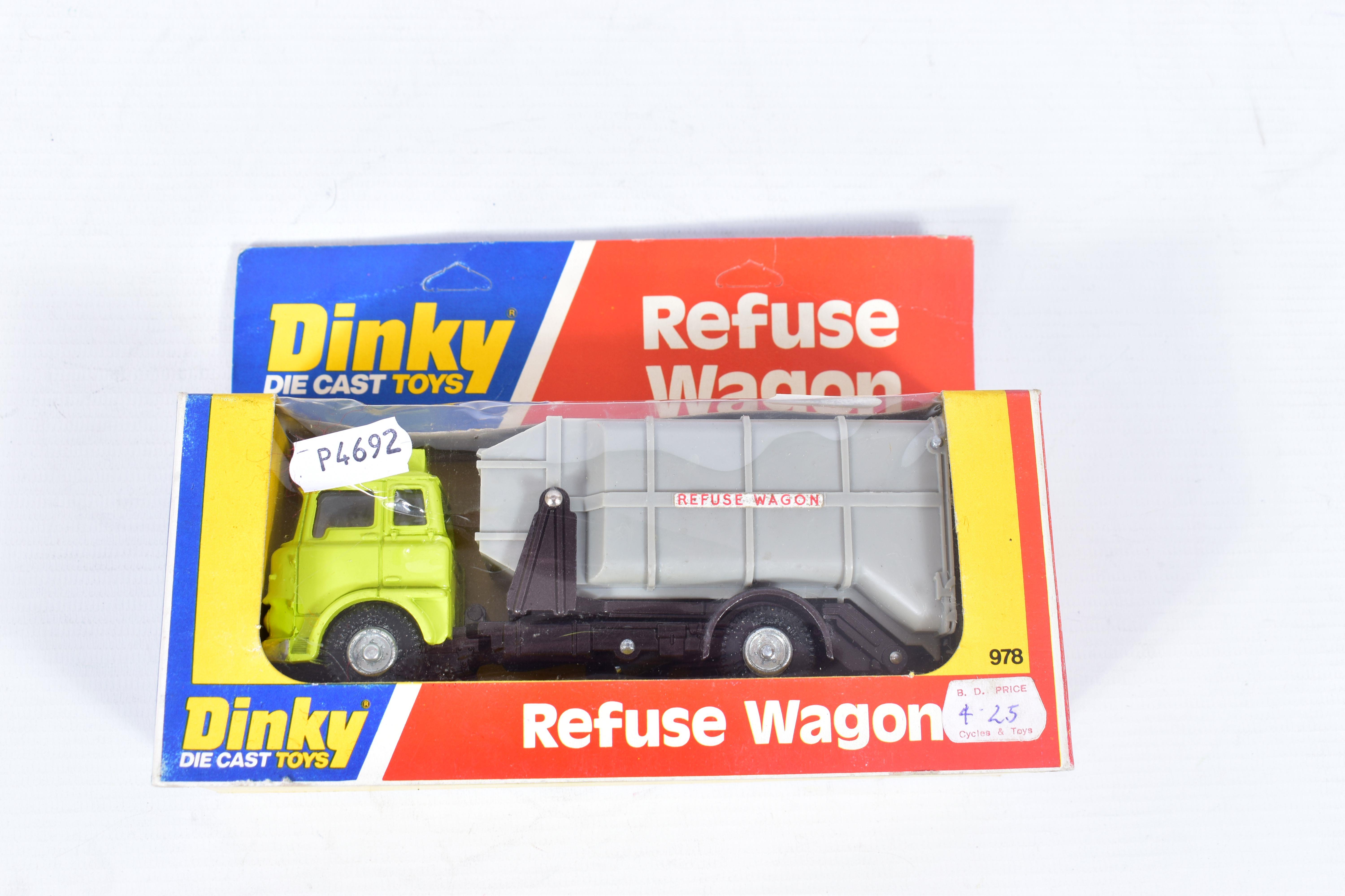 SIX BOXED MAINLY LATE ISSUE DINKY TOYS VEHICLES, Conveyancer Fork Lift Truck, No.404, Johnson 2 - Image 3 of 7