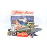 AN UNBOXED ACTION MAN AND ACCESSORIES, early figure with blonde painted hair and painted rivets,