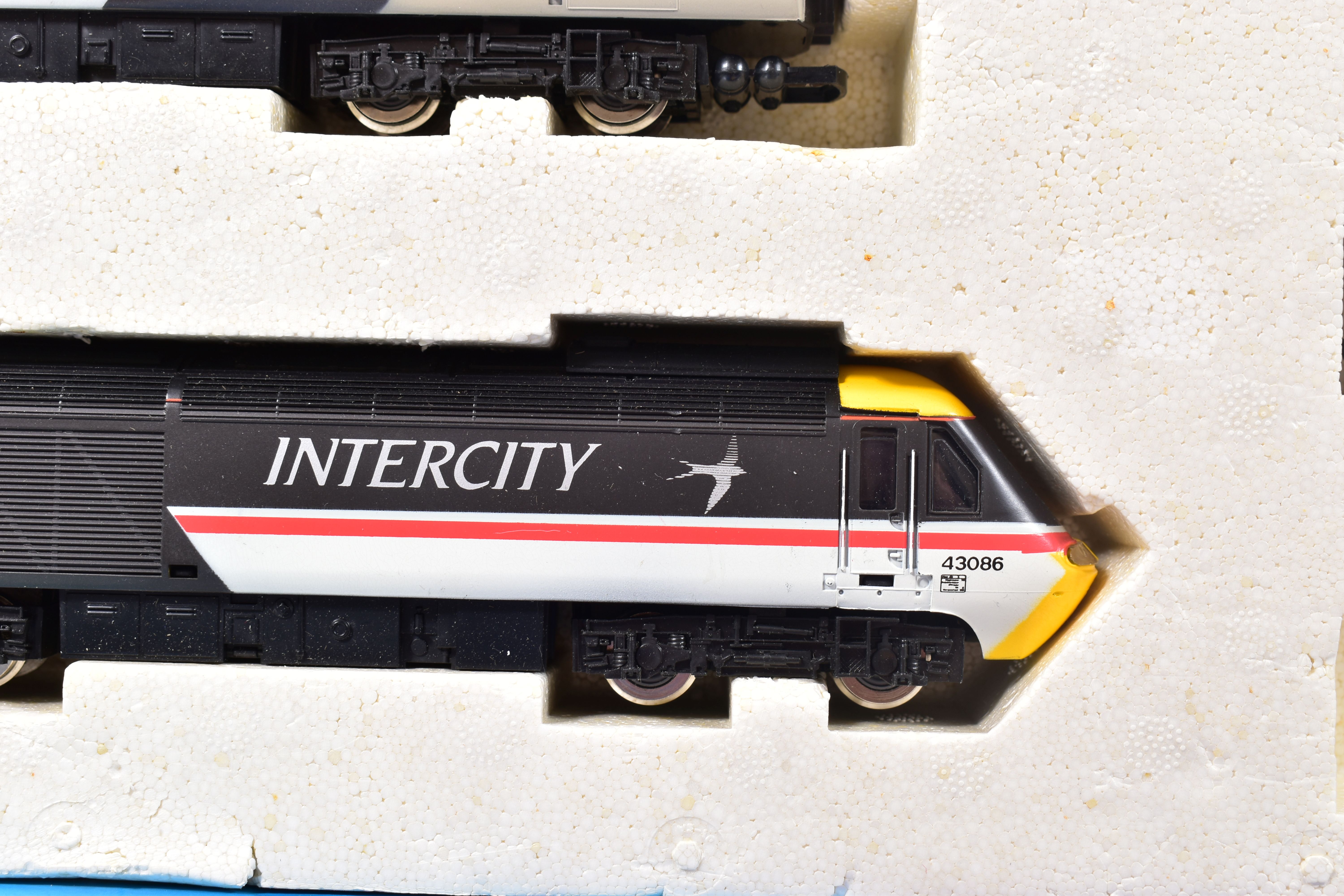 A BOXED HORNBY RAILWAYS OO GAUGE INTERCITY 125 TRAIN SET, No.R901, comprising class 43 High Speed - Image 2 of 10