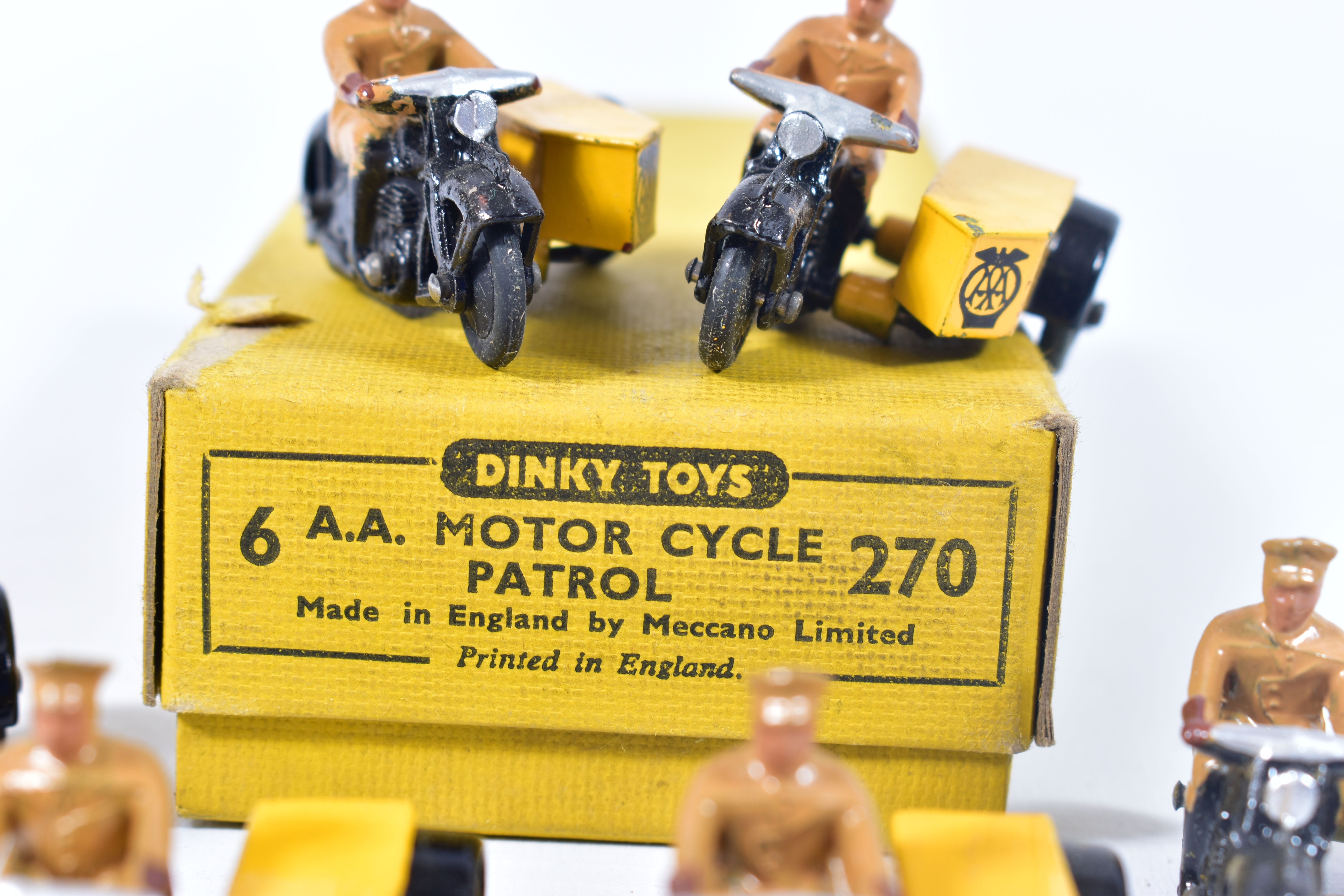 A DINKY TOYS TRADE BOX OF SIX A.A. MOTORCYCLE PATROL, No.270, complete with all six models in - Bild 2 aus 4