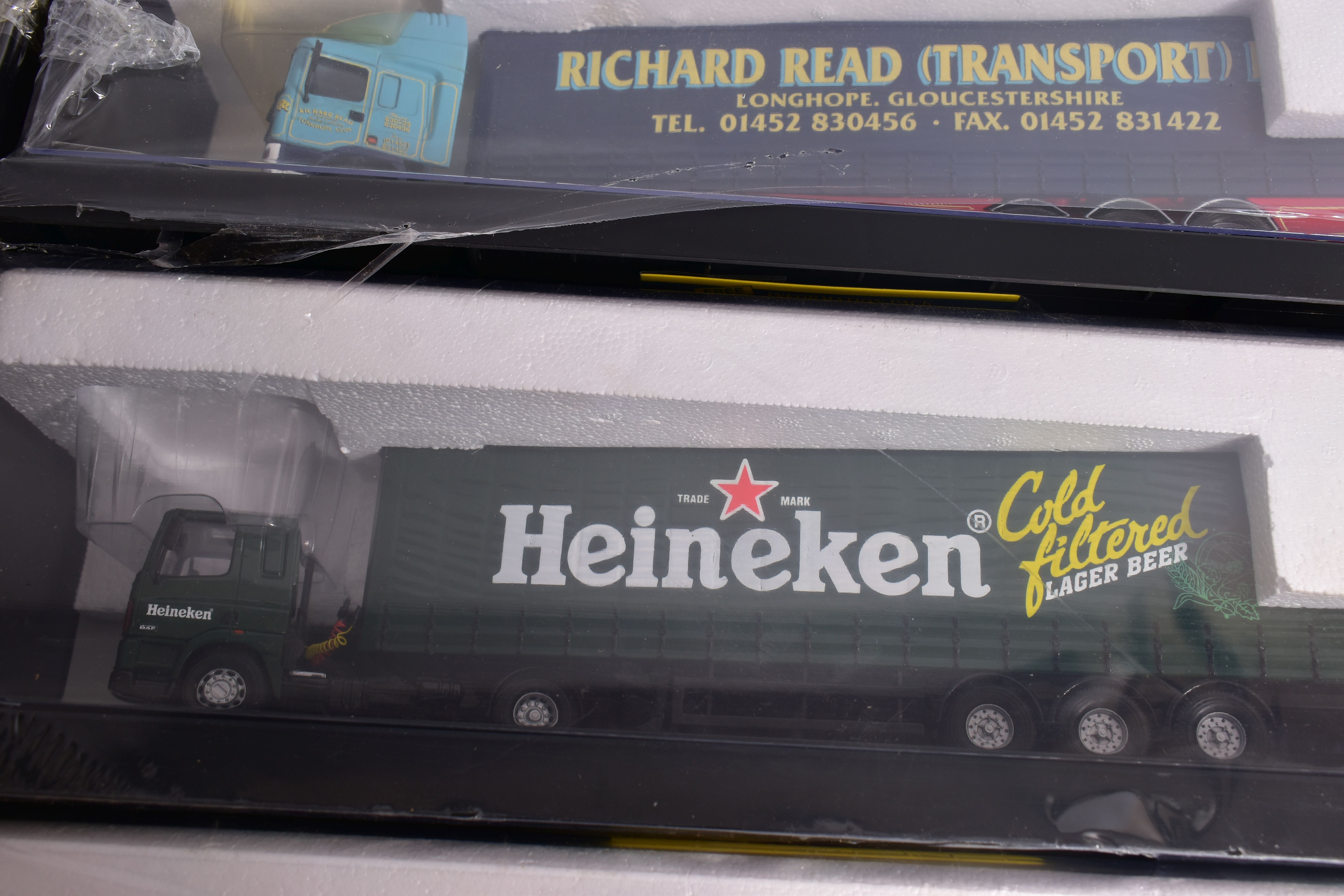 SIX BOXED CORGI CLASSICS MODERN TRUCKS SERIES MODELS, E.R.F. EC Series Curtainside - Boddingtons, - Bild 6 aus 11