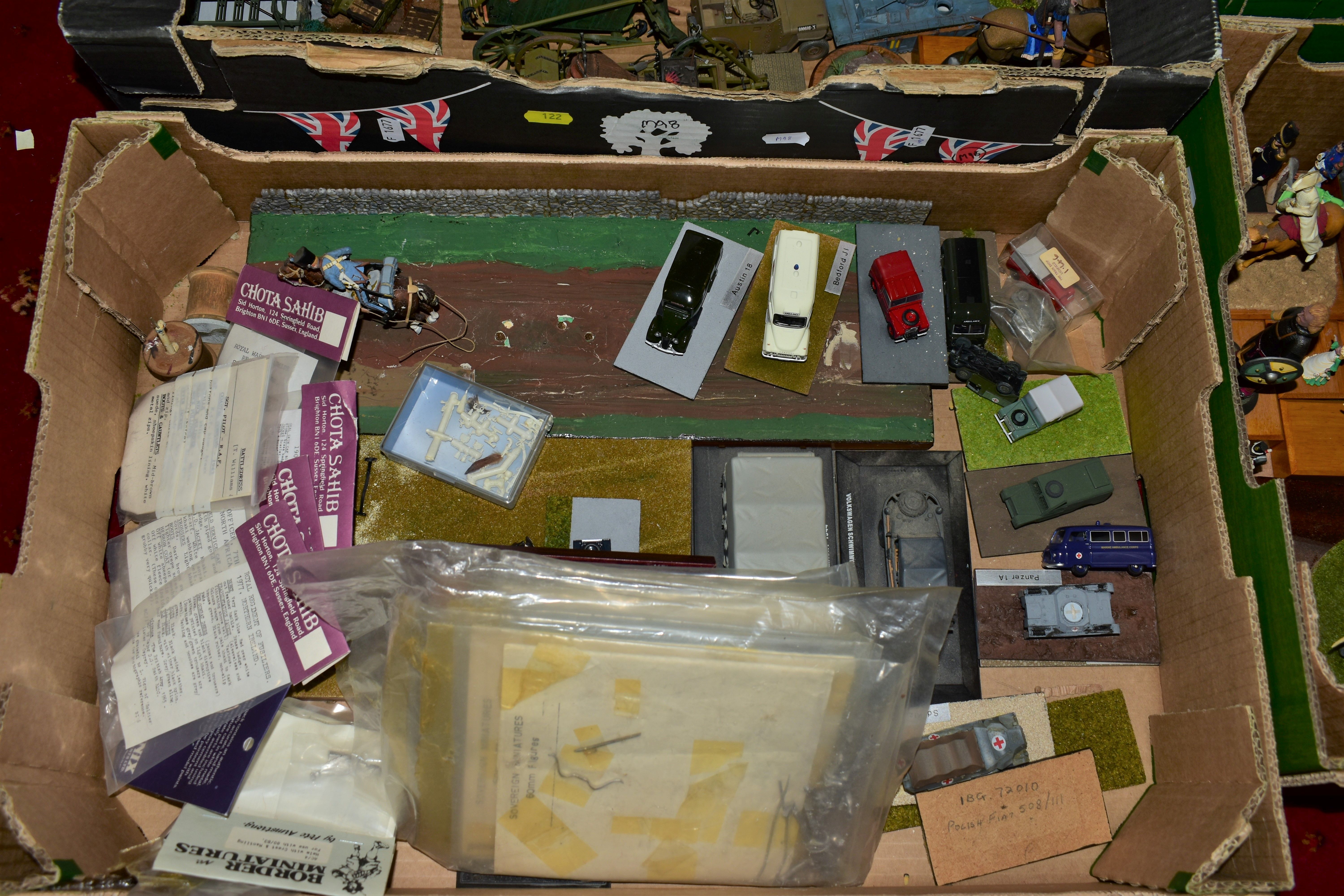 A QUANTITY OF ASSORTED MODEL DIORAMAS, FIGURES AND VEHICLES, majority are of military subjects and - Image 5 of 7