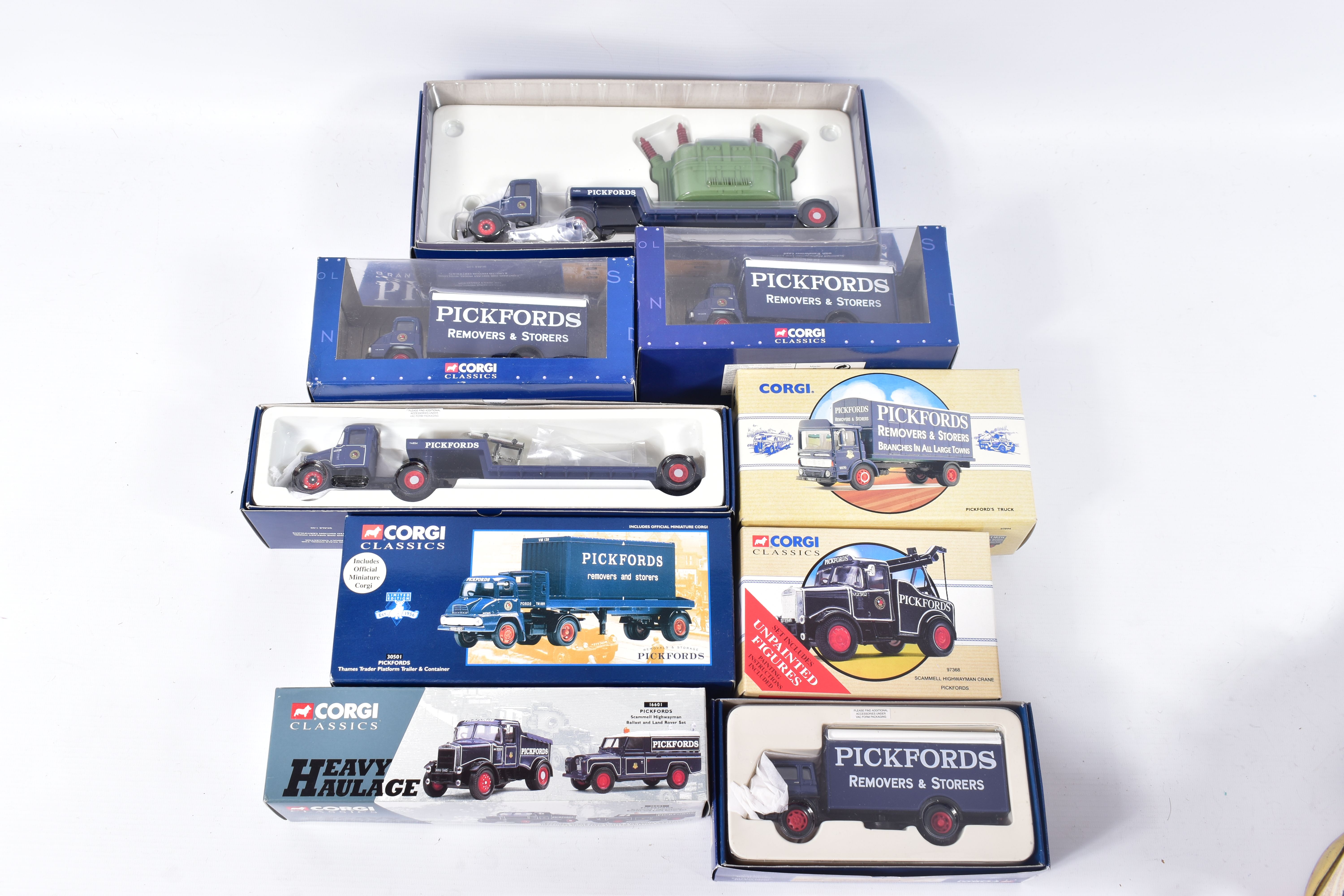 A QUANTITY OF BOXED CORGI CLASSICS PICKFORDS HEAVY HAULAGE & REMOVERS AND STORERS MODELS, to include