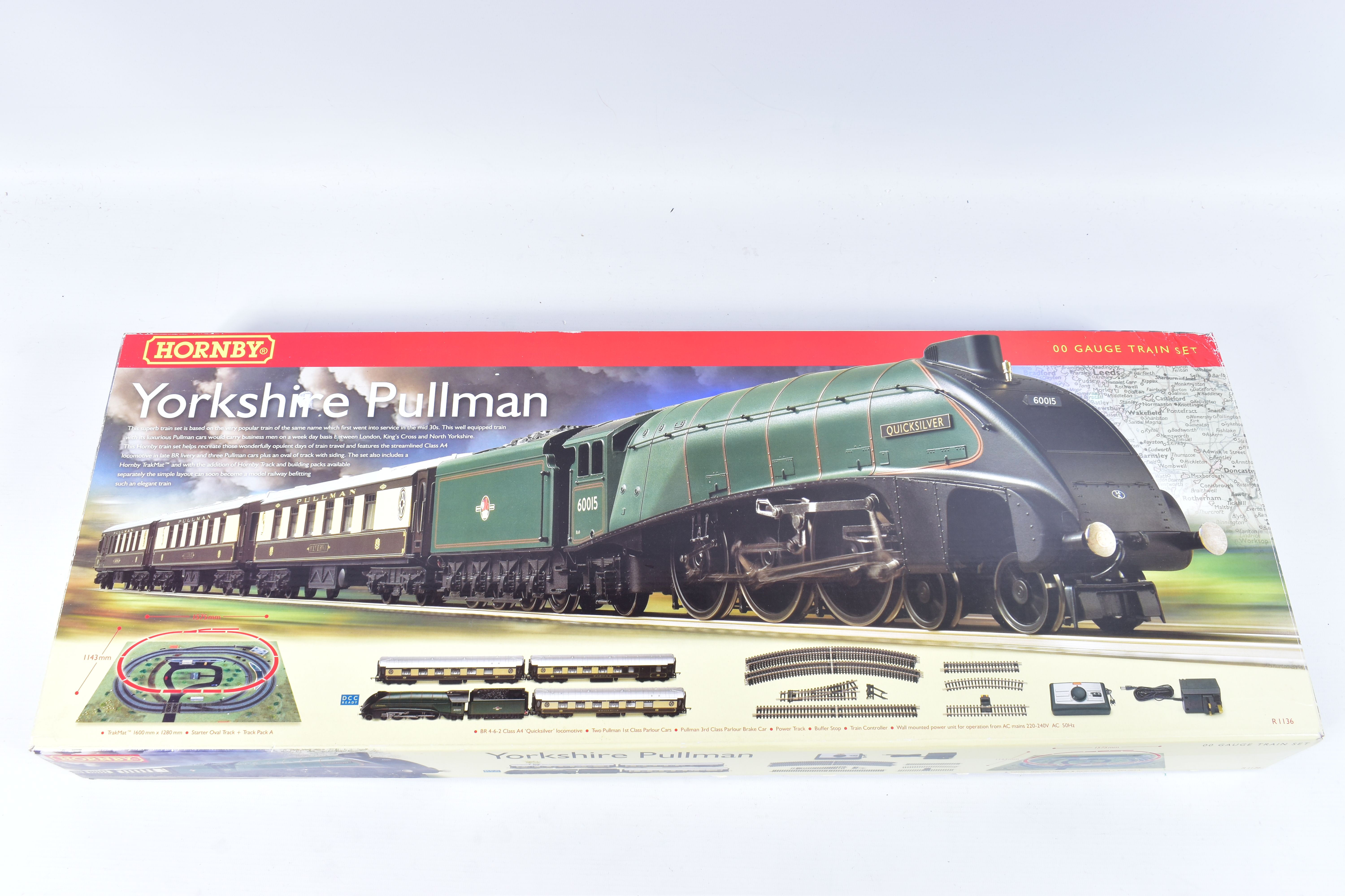 A BOXED HORNBY RAILWAYS OO GAUGE YORKSHIRE PULLMAN TRAIN SET, No.R1136, comprising A4 class - Image 6 of 7