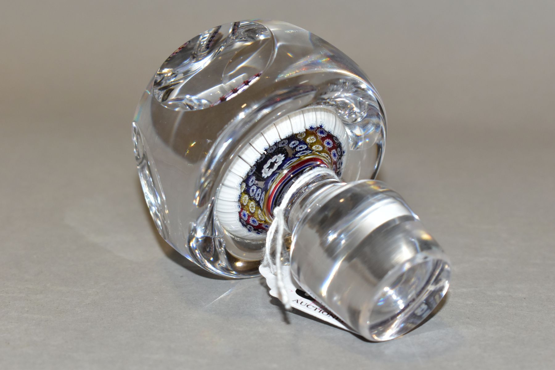 A WHITEFRIARS PENTAGON SHAPED CLEAR GLASS AND MILLEFIORE DECANTER STOPPER, bears indistinctly - Image 5 of 8